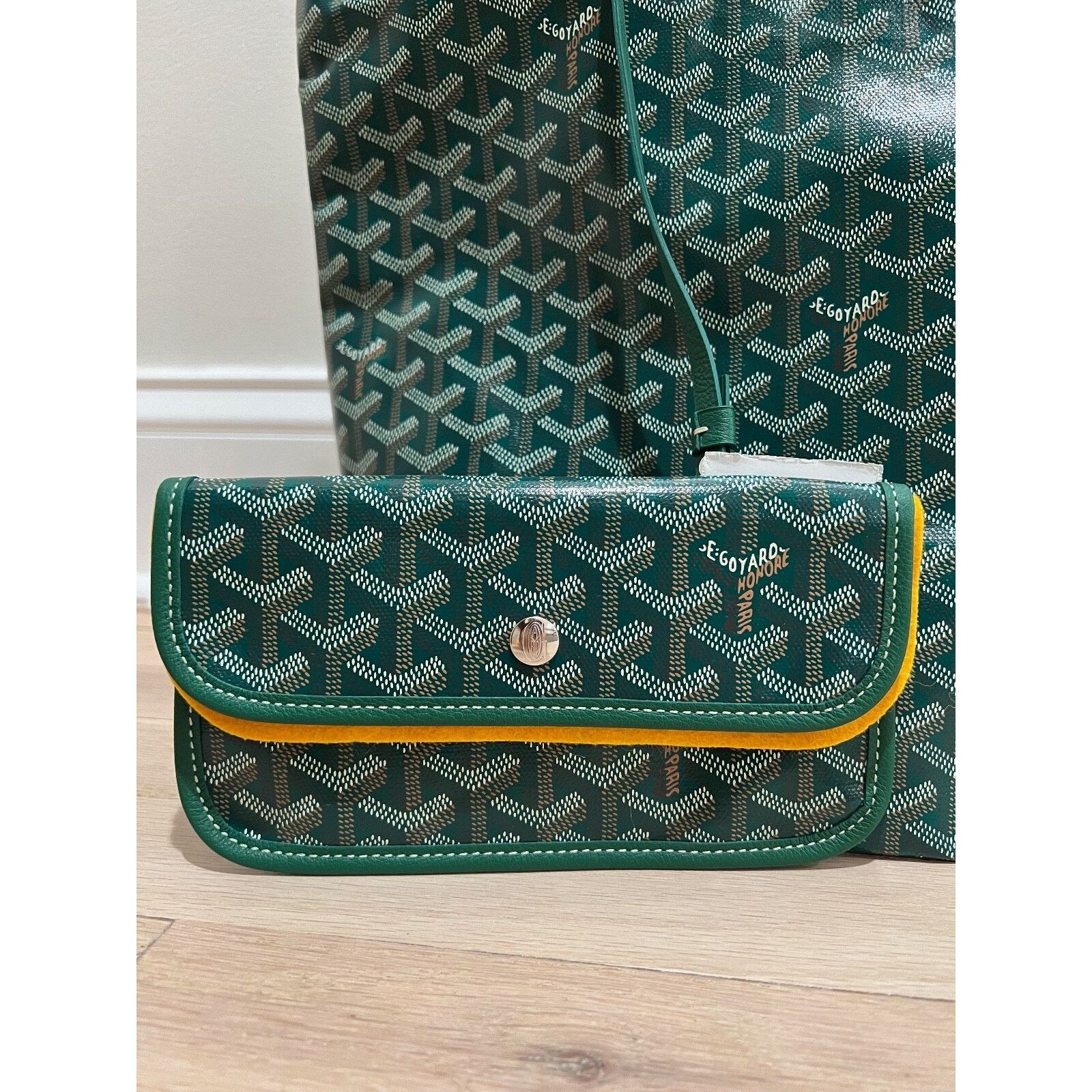 Goyard Goyard Green Goyardine Wallet Pouch Tote Handle Shoulder Bag Size ONE SIZE - 7 Thumbnail