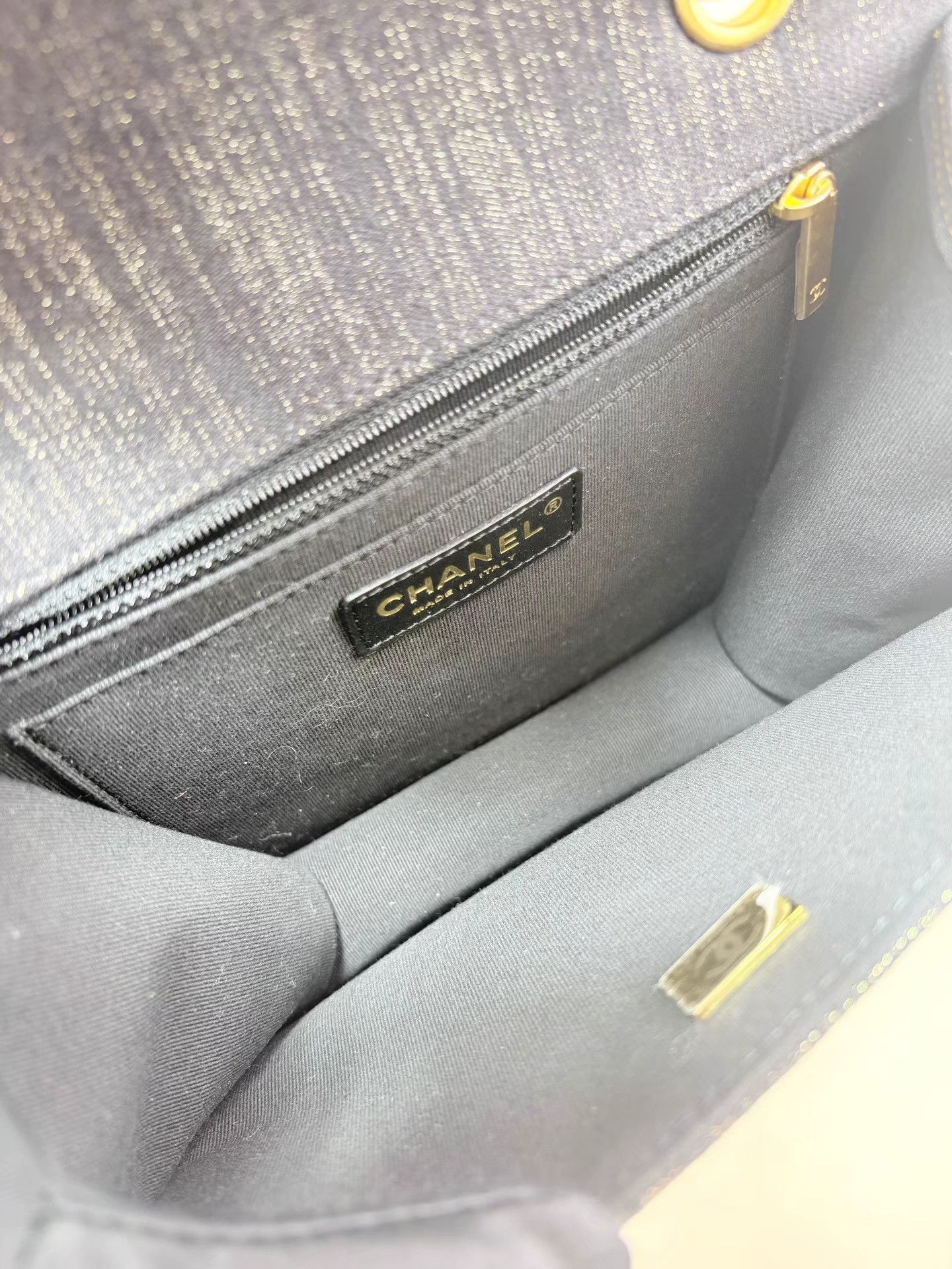 Chanel Chanel 19Bag Mini Shoulder Bag Chip Version K1 Size ONE SIZE - 6 Thumbnail