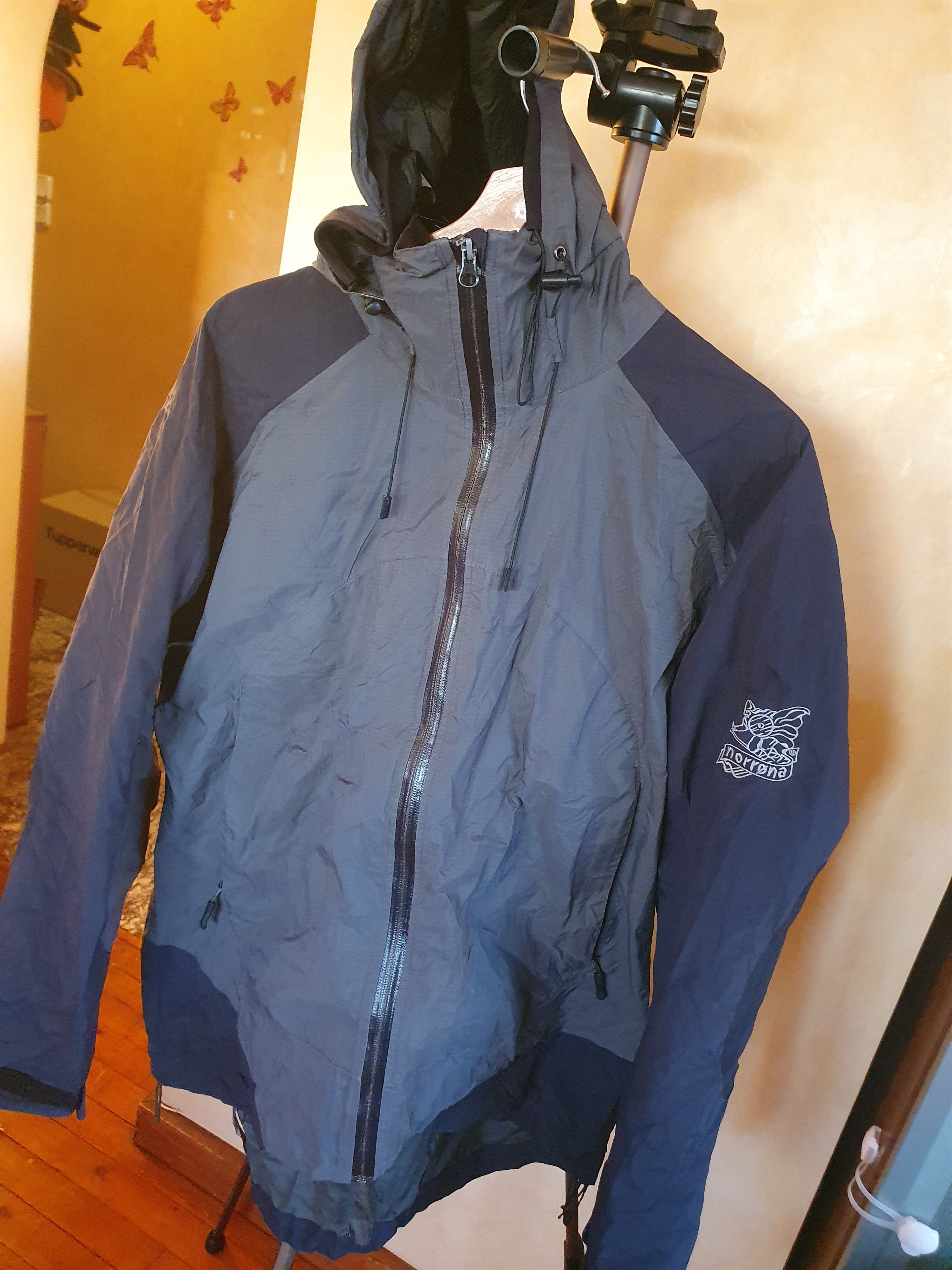 Norrona Norrona Falketind Gore-Tex Packlite Jacket sz L Size US L / EU 52-54 / 3 - 9 Thumbnail