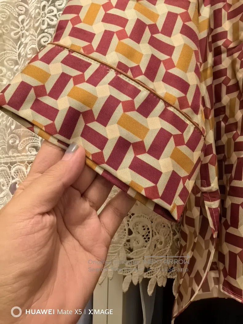 Loro Piana LORO PIANA Geometric Print Silk Shirt with Mulberry Silk F Size S / US 4 / IT 40 - 2 Thumbnail