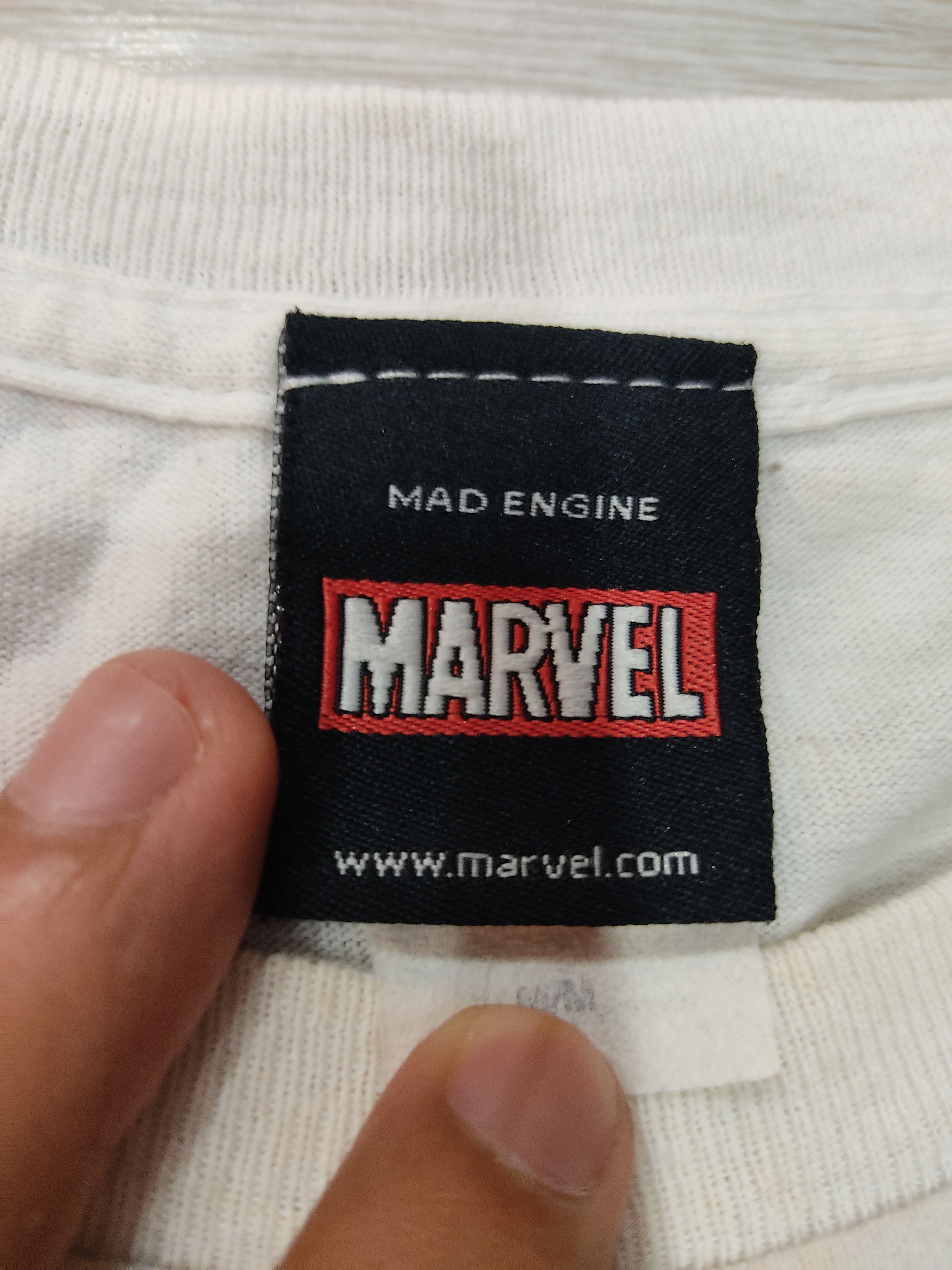 Mad Engine MARVEL COMICS UNIVERSE Size US M / EU 48-50 / 2 - 5 Thumbnail