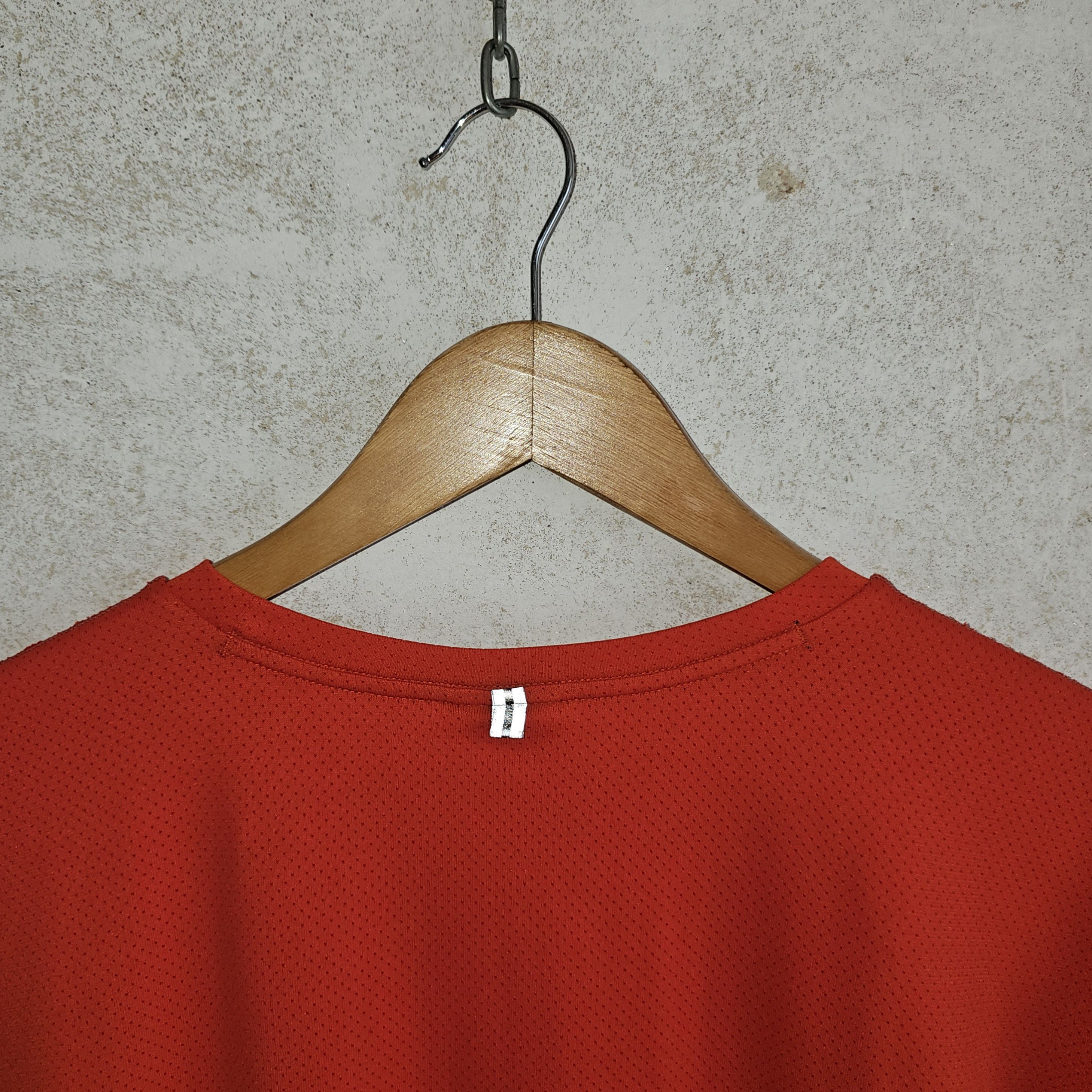 Nike × Patta Nike × Patta red t-shirt Size US L / EU 52-54 / 3 - 6 Thumbnail