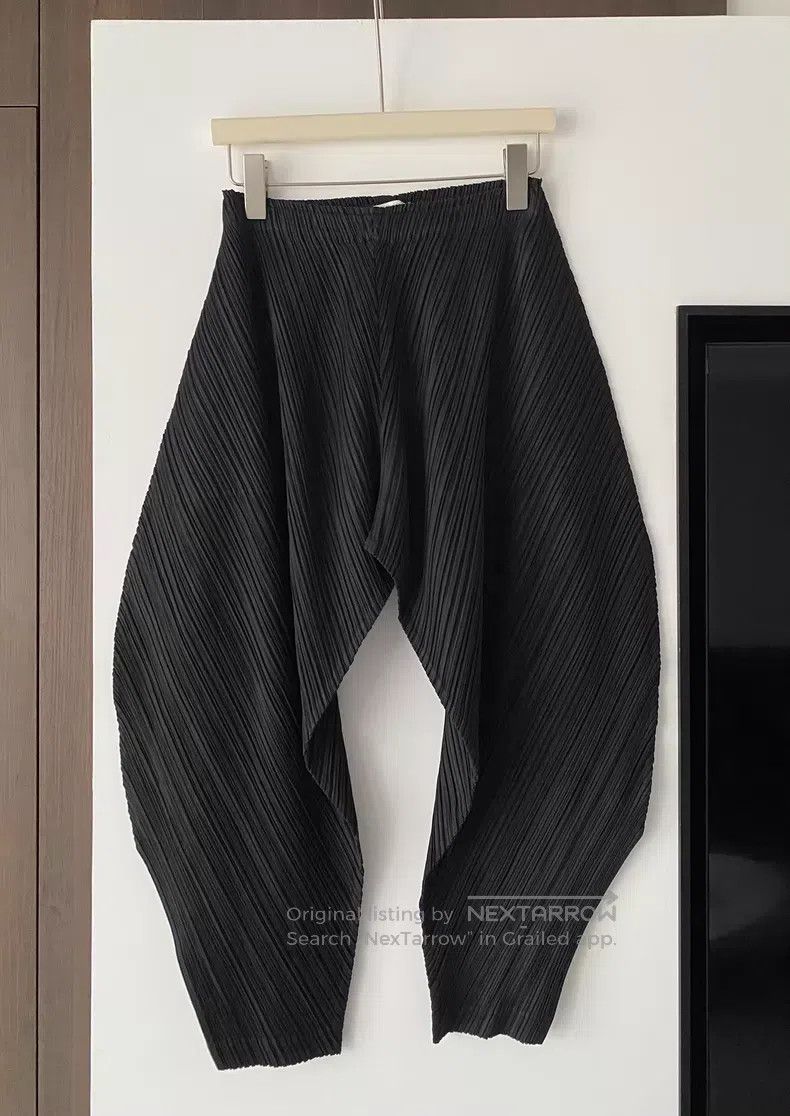 Issey Miyake Issey Miyake size:3 Black Pants Size 31" - 1 Thumbnail