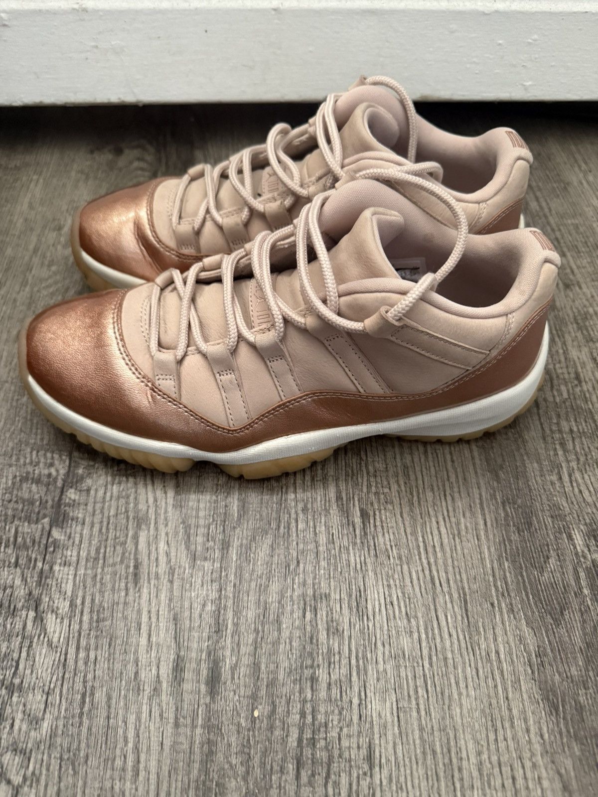 Jordan Brand Jordan 11 low Size US 10.5 / EU 43-44 - 1 Thumbnail