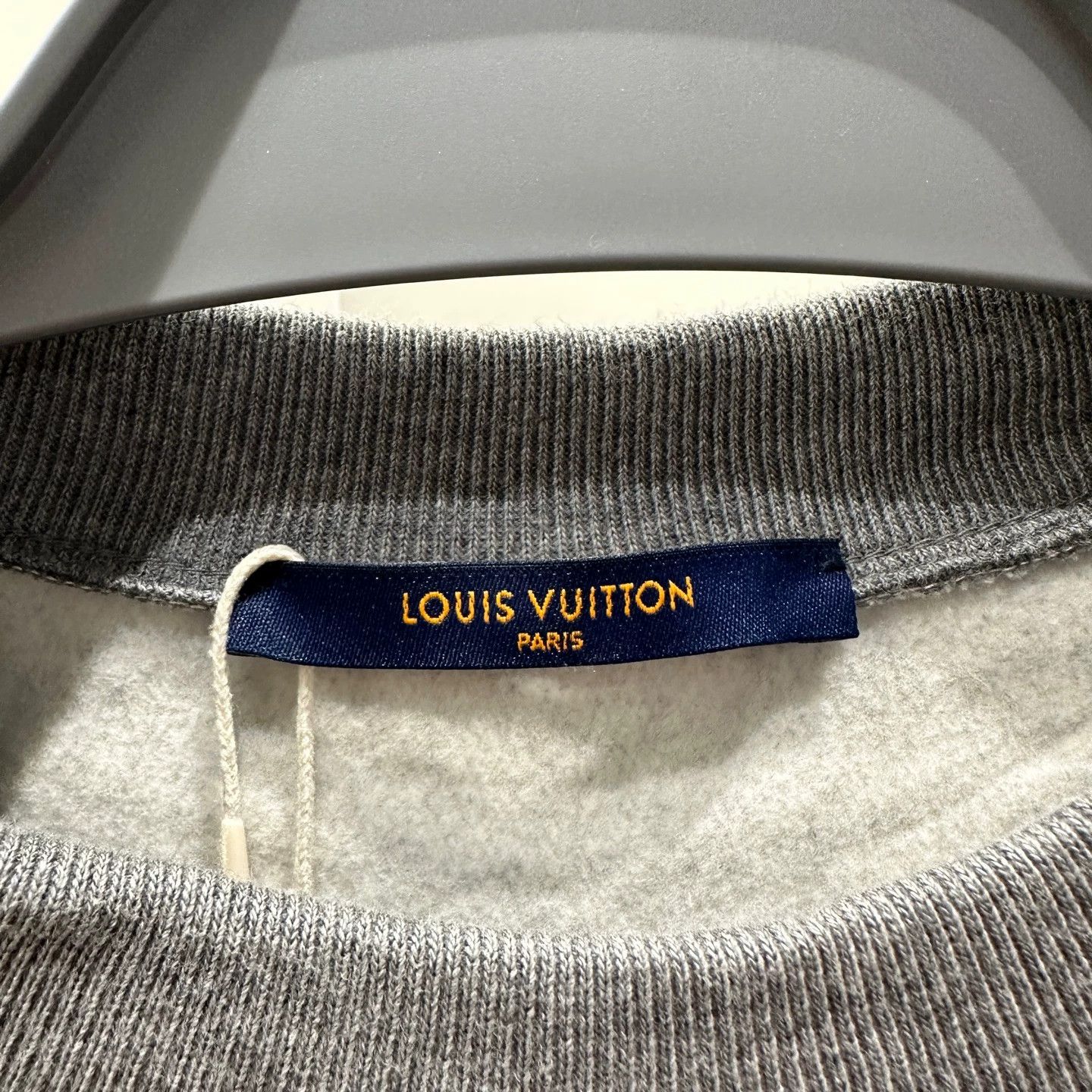 Louis Vuitton Louis Vuitton apr386 Heart Logo Longsleeve Sweatshirt L Size L / US 10 / IT 46 - 3 Thumbnail
