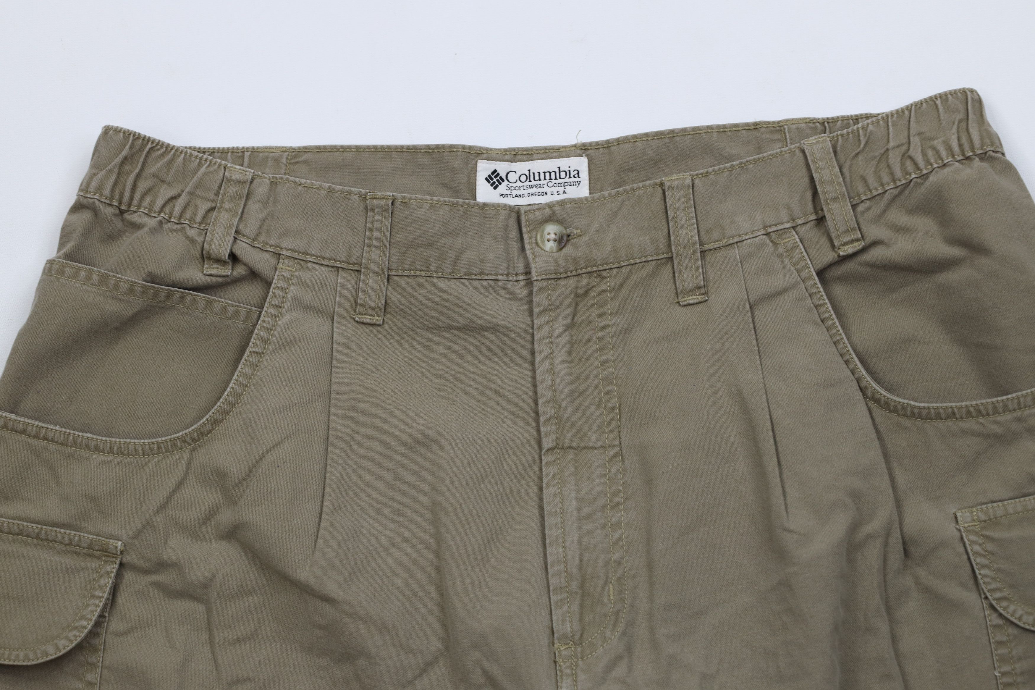Columbia Vintage 90s Columbia Above Knee Cargo Shorts Cotton Breen Size US 38 / EU 54 - 2 Thumbnail