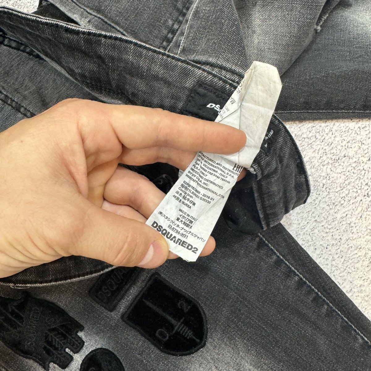 Dsquared2 Dsquared2 Cool Guy Jean US30 EU46 Size US 30 / EU 46 - 12 Thumbnail