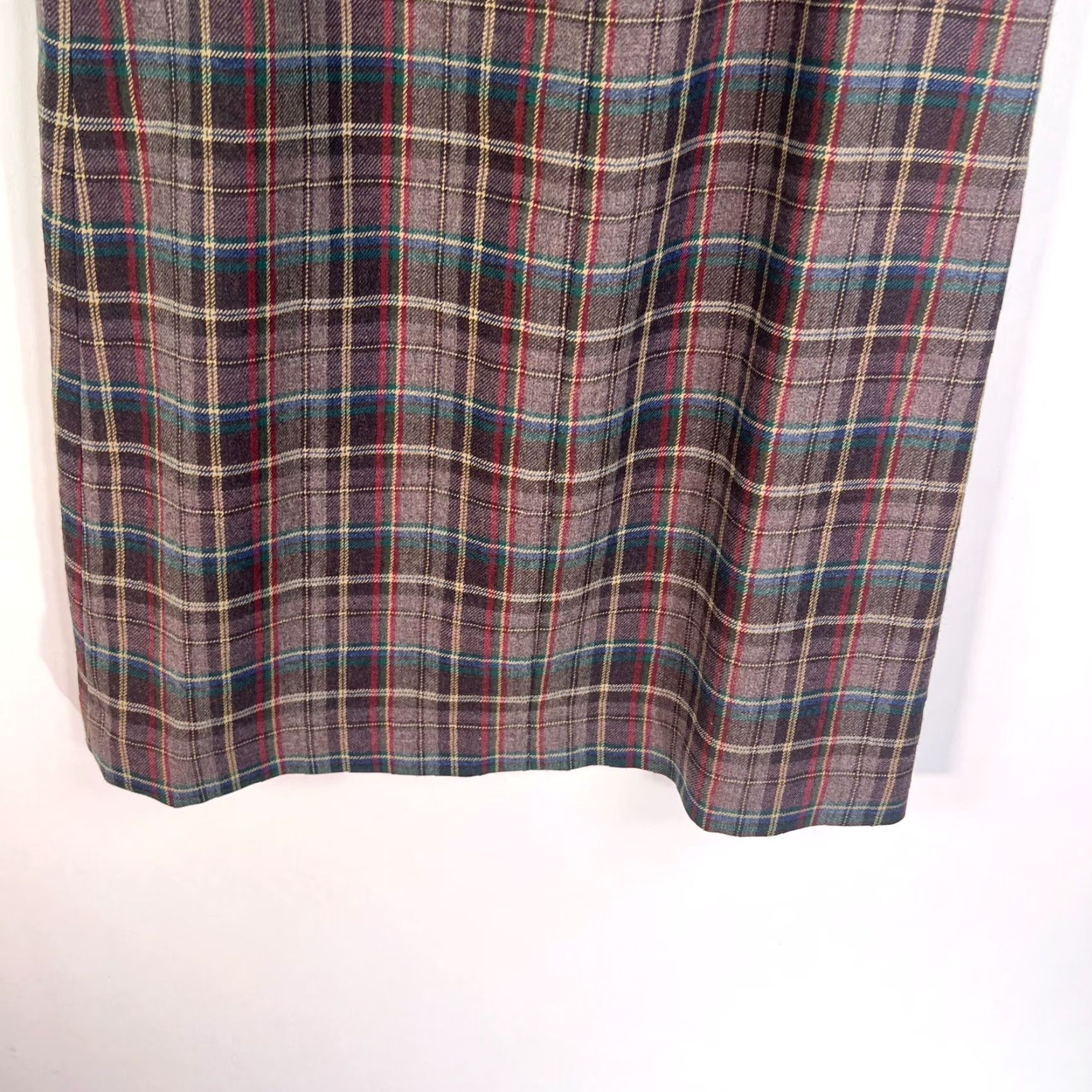 Vintage VINTAGE Lady Halrin Wool Plaid Skirt Womens 8 Brown Knee Length Pleated Pockets Zip Preppy Size 30" / US 8 / IT 44 - 6 Thumbnail