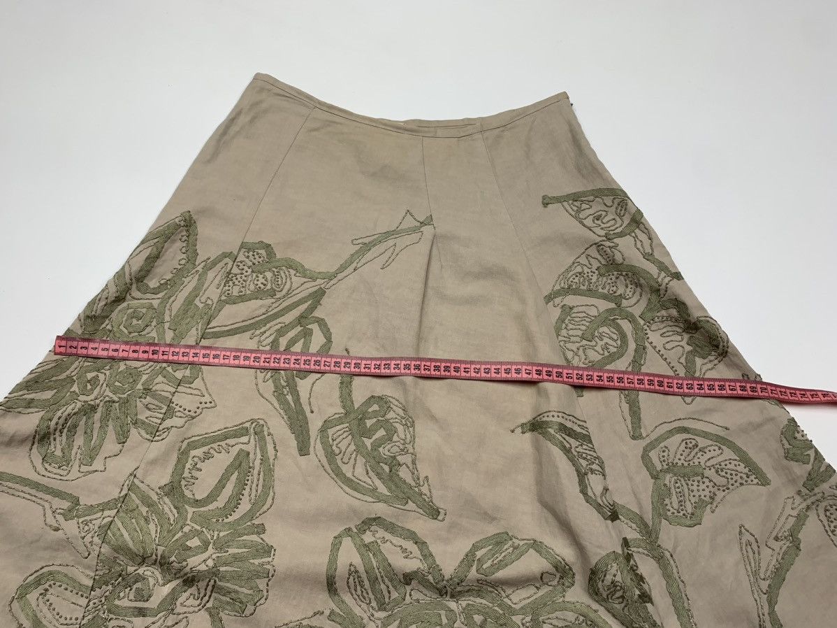 Dries Van Noten DRIES VAN NOTEN Embroidered flowers linen skirt 00s vintage Size 26" / US 2 / IT 38 - 23 Thumbnail