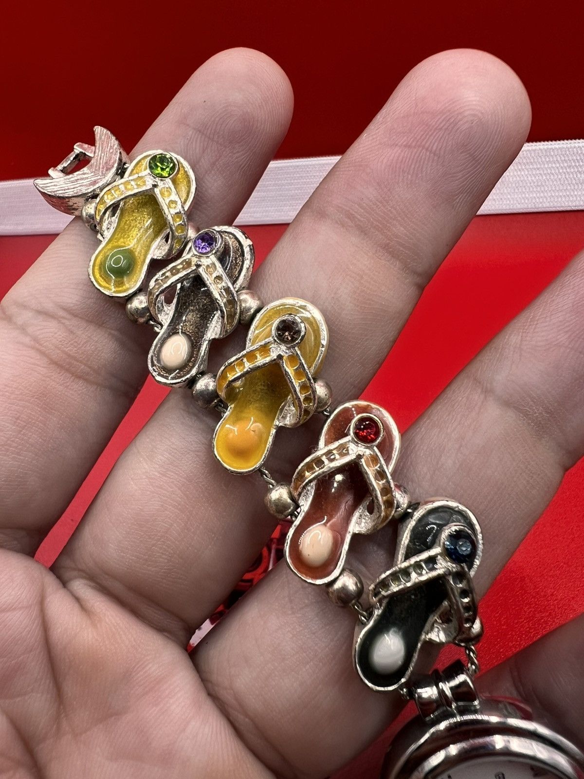 Other Nice Design Quartz Watch for Ladies. Size ONE SIZE - 4 Thumbnail