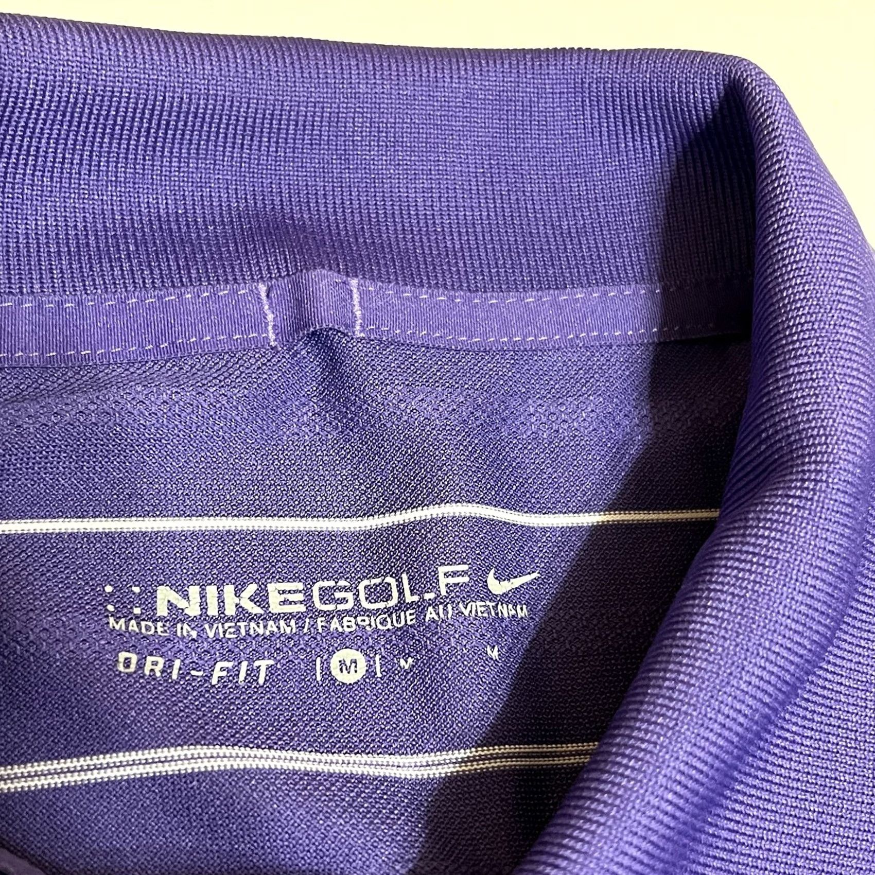 Nike Nike Golf Shirt Polo Men M Purple Striped Swoosh Dri-Fit Nike Golf Performance Short Sleeve Regular Fit Adult Medium Purple Golf apparel Size US M / EU 48-50 / 2 - 6 Thumbnail