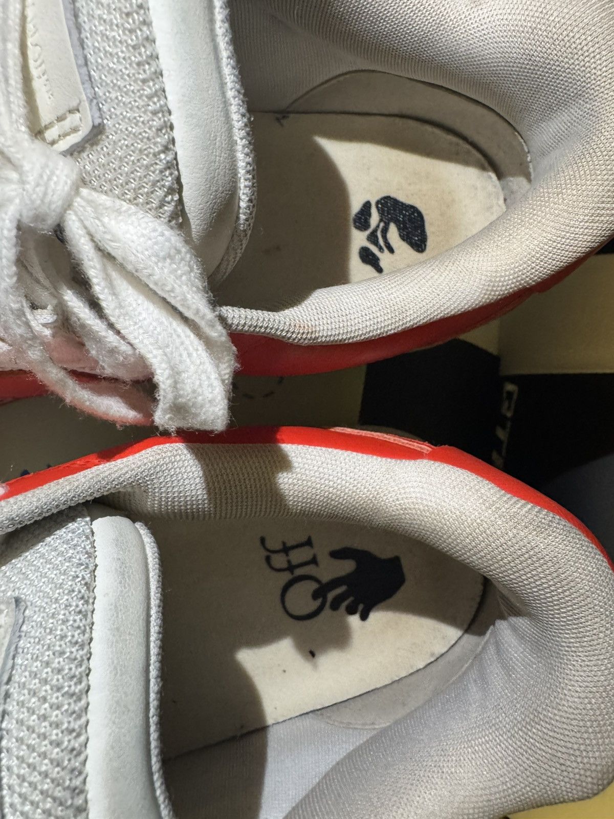 Off-White Out of Office 'Red White' size 46 US 13