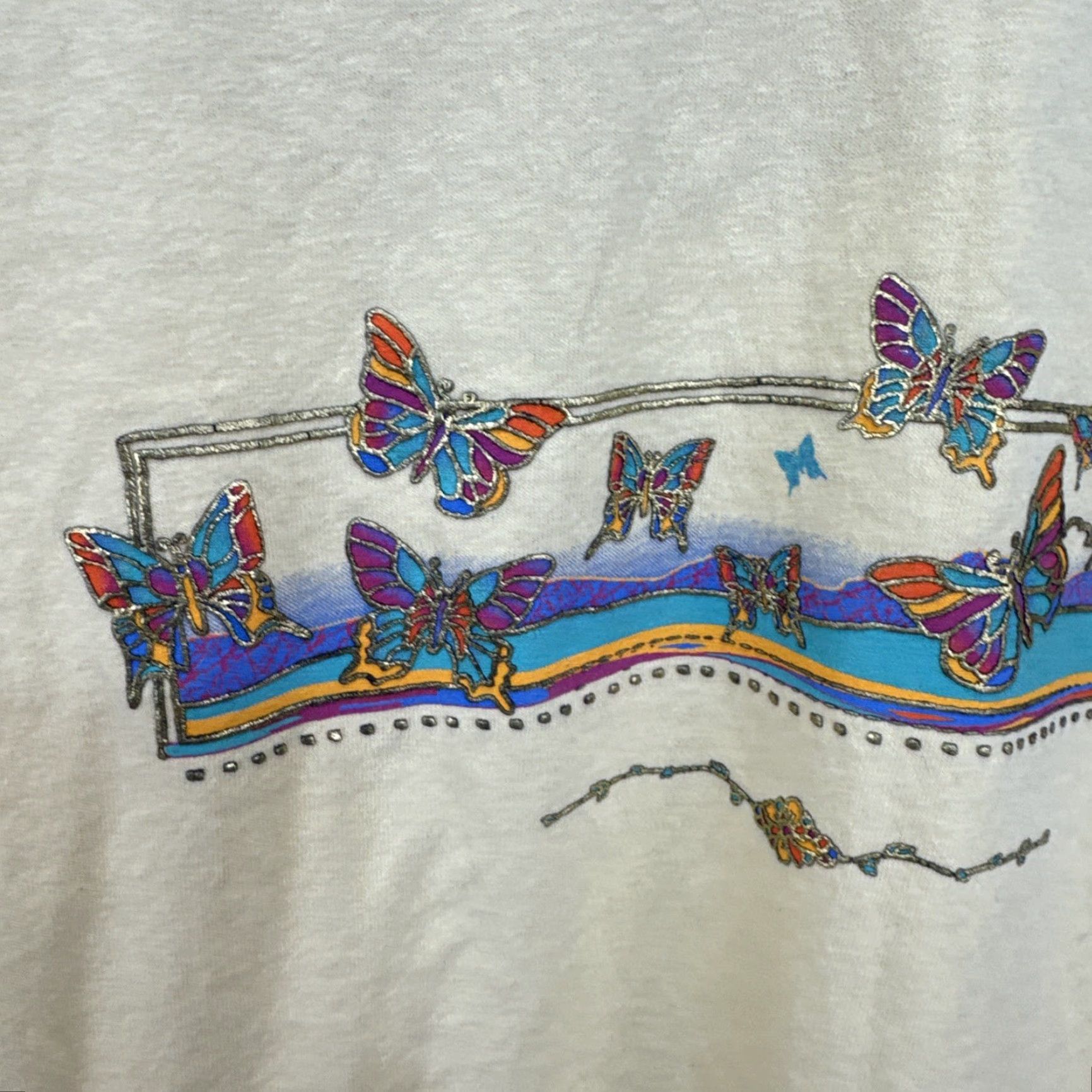Gildan VINTAGE Butterflies Nature T Shirt Large Yellow Gildan Cotton Short Sleeve Crew Neck 90s Art Tee Unisex Adults Mens Womens Size US L / EU 52-54 / 3 - 7 Thumbnail