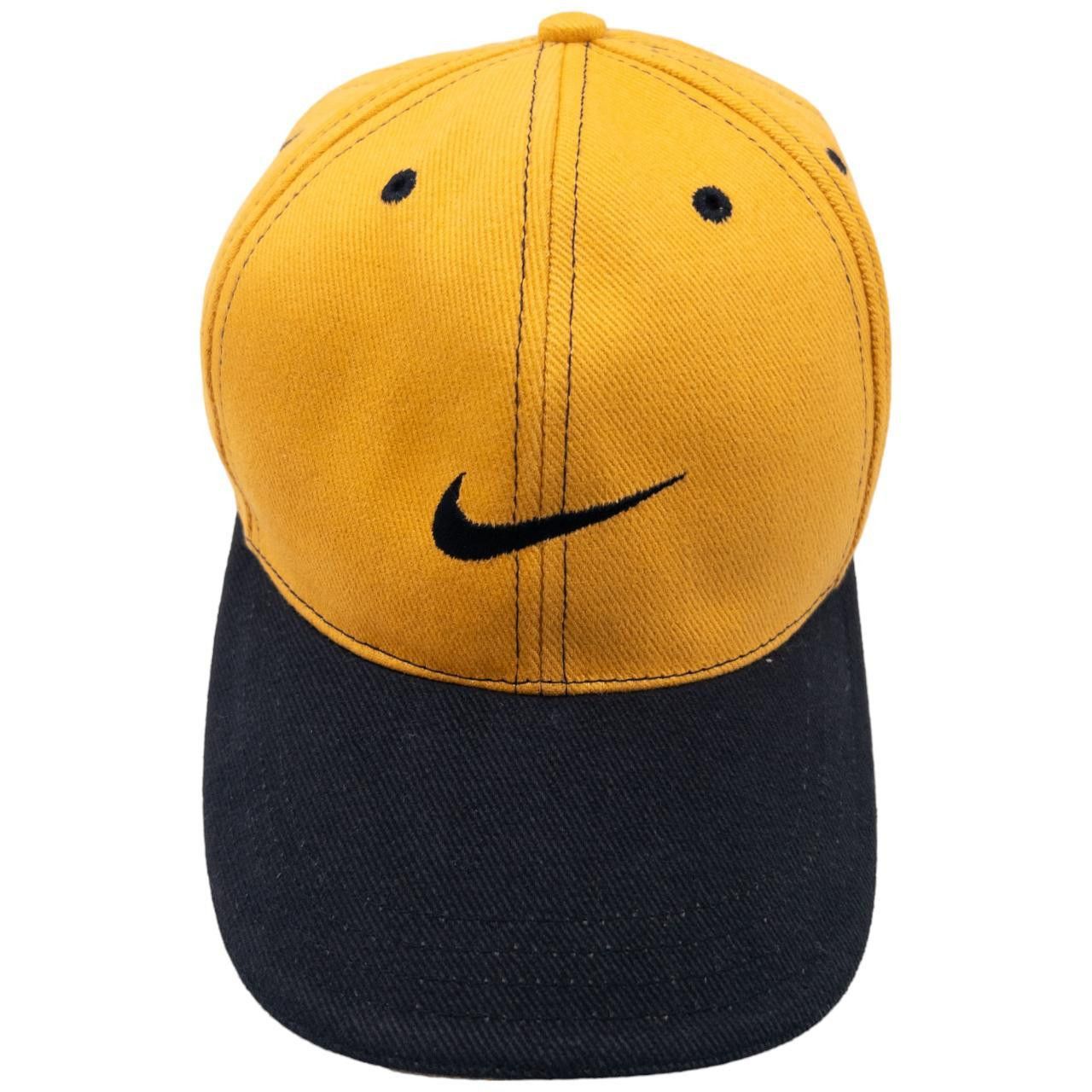 Nike Vintage Nike Swoosh Adjustable Contrast Hat Size ONE SIZE - 4 Thumbnail