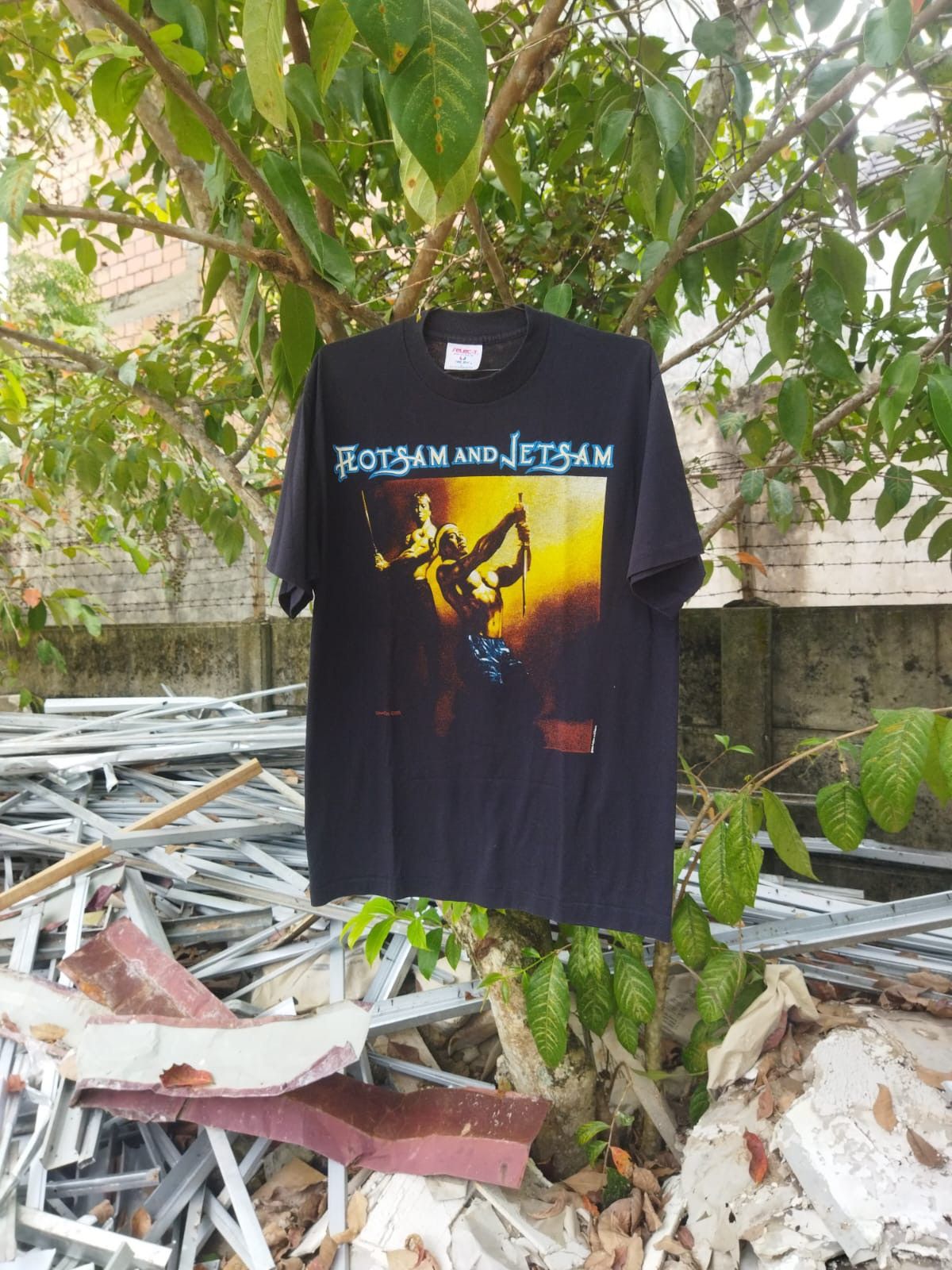 Band Tees Vintage 1988 Flotsam And Jetsam Band Tee Size US L / EU 52-54 / 3 - 1 Thumbnail