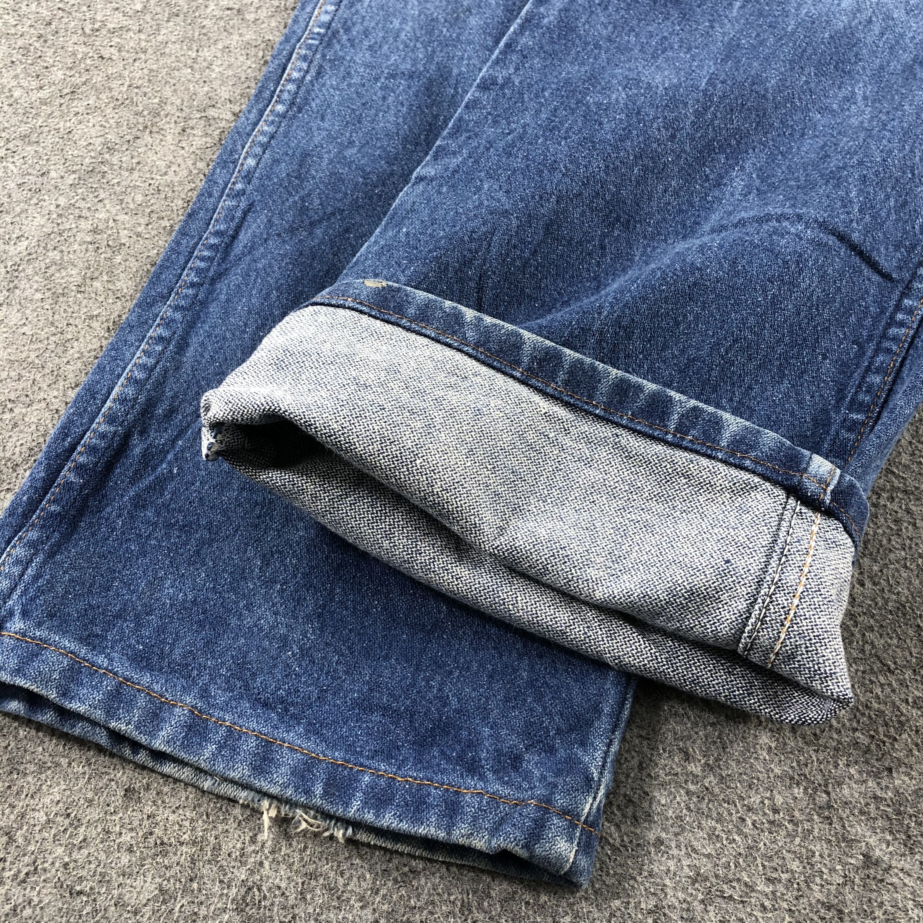Vintage Vintage Blue Wash Wrangler Jeans-J2305 Size US 35 - 7 Thumbnail