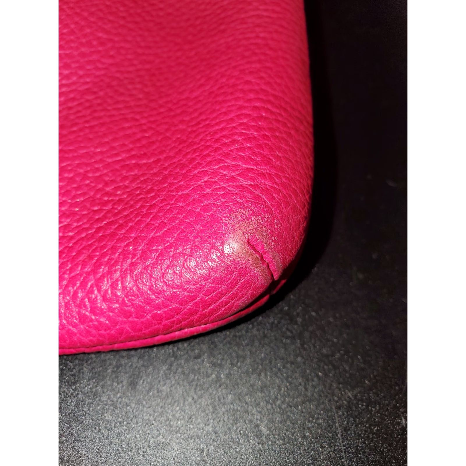 Coach VINTAGE Coach Signature Crossgrain Leather Crossbody Fuschia Pink Purse F57788 Size ONE SIZE - 4 Thumbnail