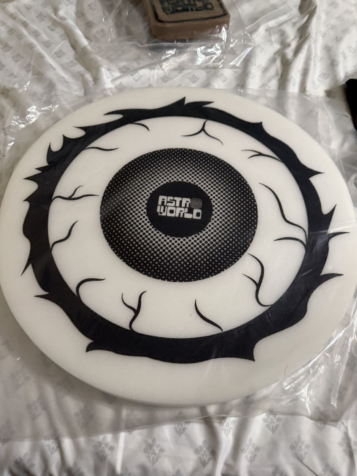 Travis Scott Travis Scott Astro World Eyeball Size ONE SIZE - 3 Thumbnail
