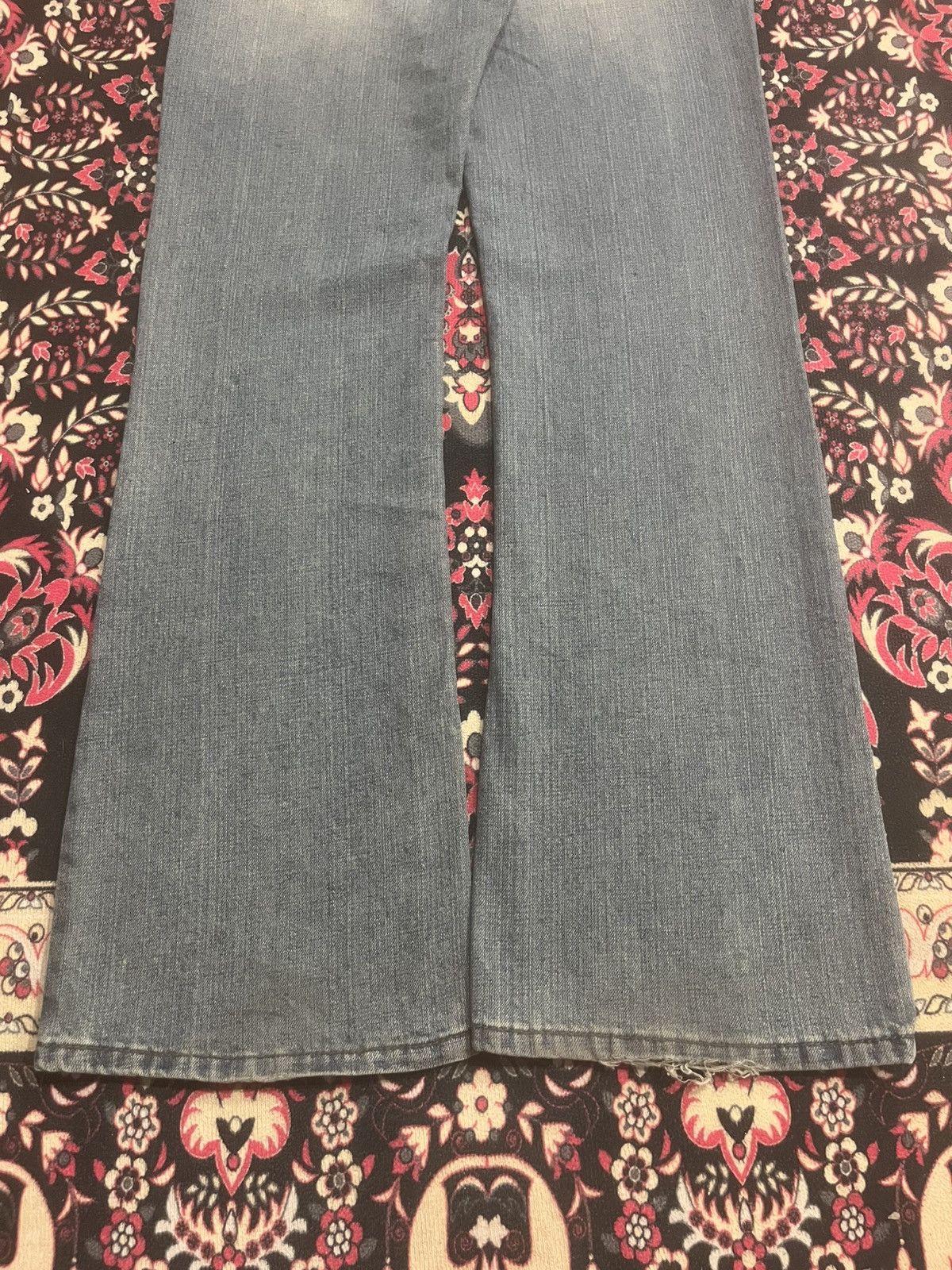 A$AP Rocky × Guess Vintage Guess Dark Grey Washed Whisker Distressed Flare Jean Size US 30 / EU 46 - 9 Thumbnail