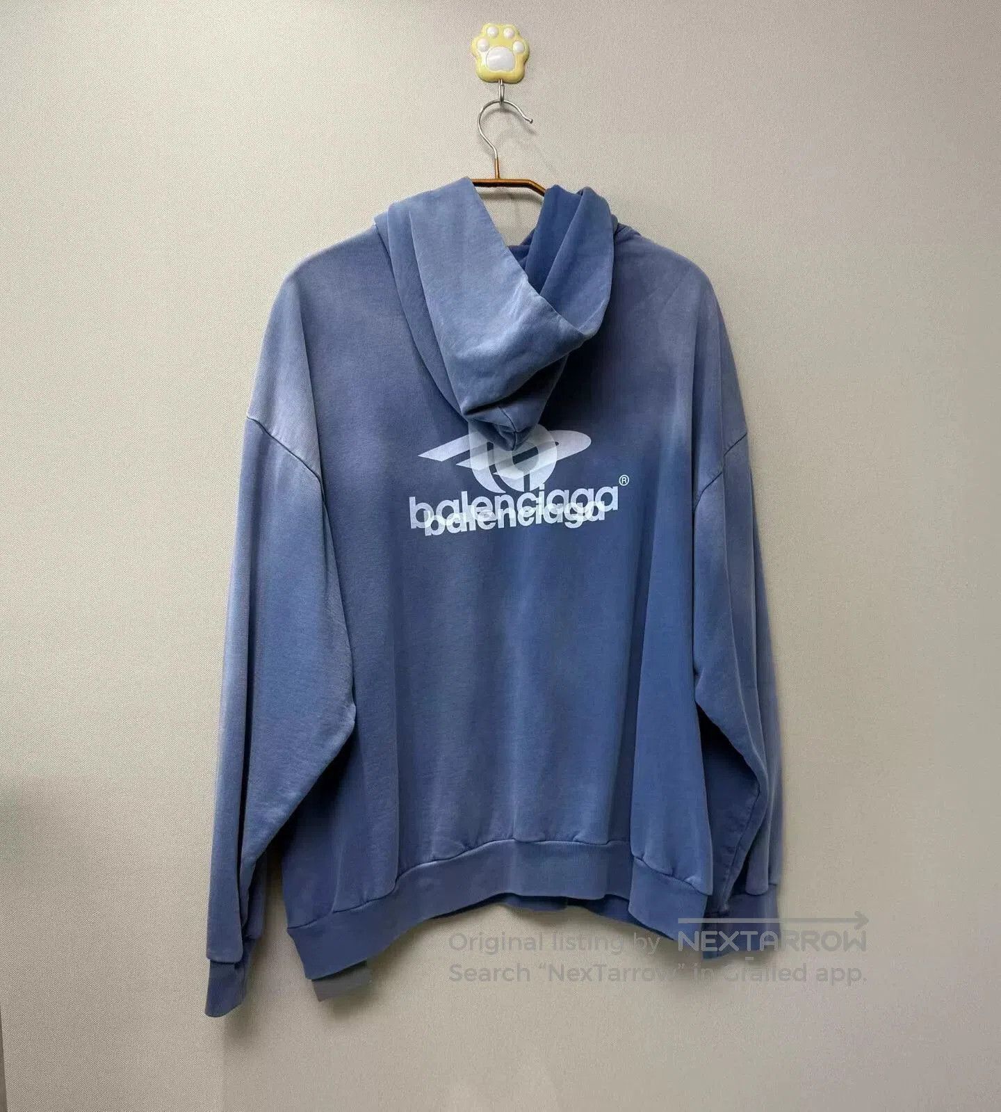 Balenciaga balenciaga blue logo hoodie for men. Size US M / EU 48-50 / 2 - 4 Thumbnail