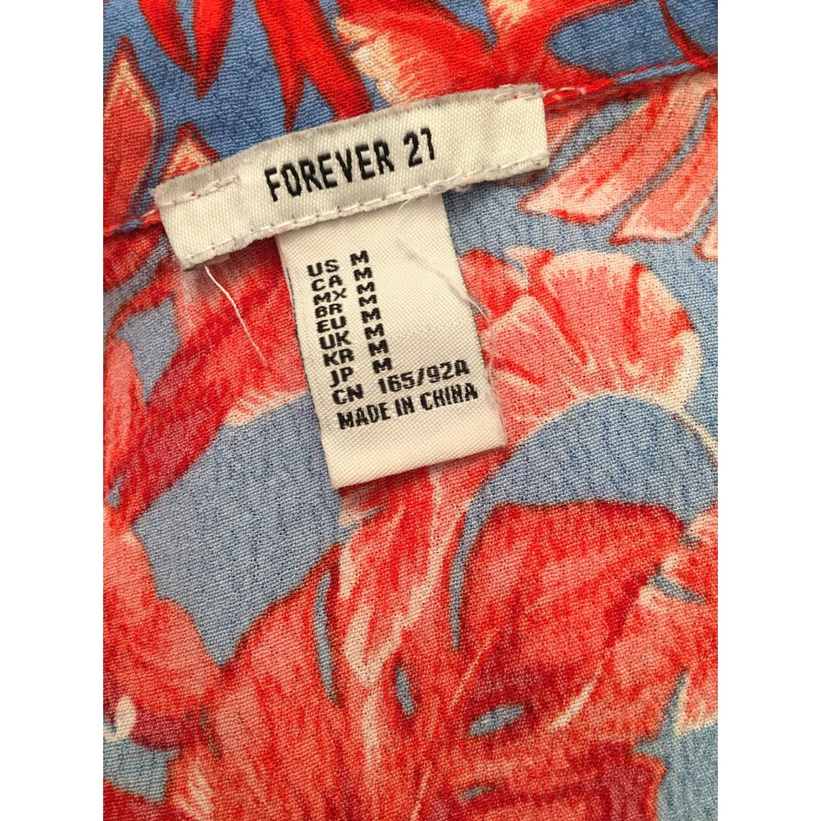 Forever 21 FOREVER 21 Shirt Adult Medium Red Hawaiian PJ Style Short Sleeve Button-Up Shirt Women’s 90s Modern Pattern: Hawaiian Decade: 90s Mens / Womens Size M / US 6-8 / IT 42-44 - 6 Thumbnail