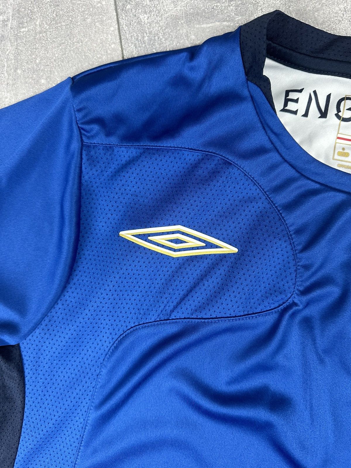 Umbro Umbro England National Team 2006/07 Training Jersey Size US S / EU 44-46 / 1 - 8 Thumbnail