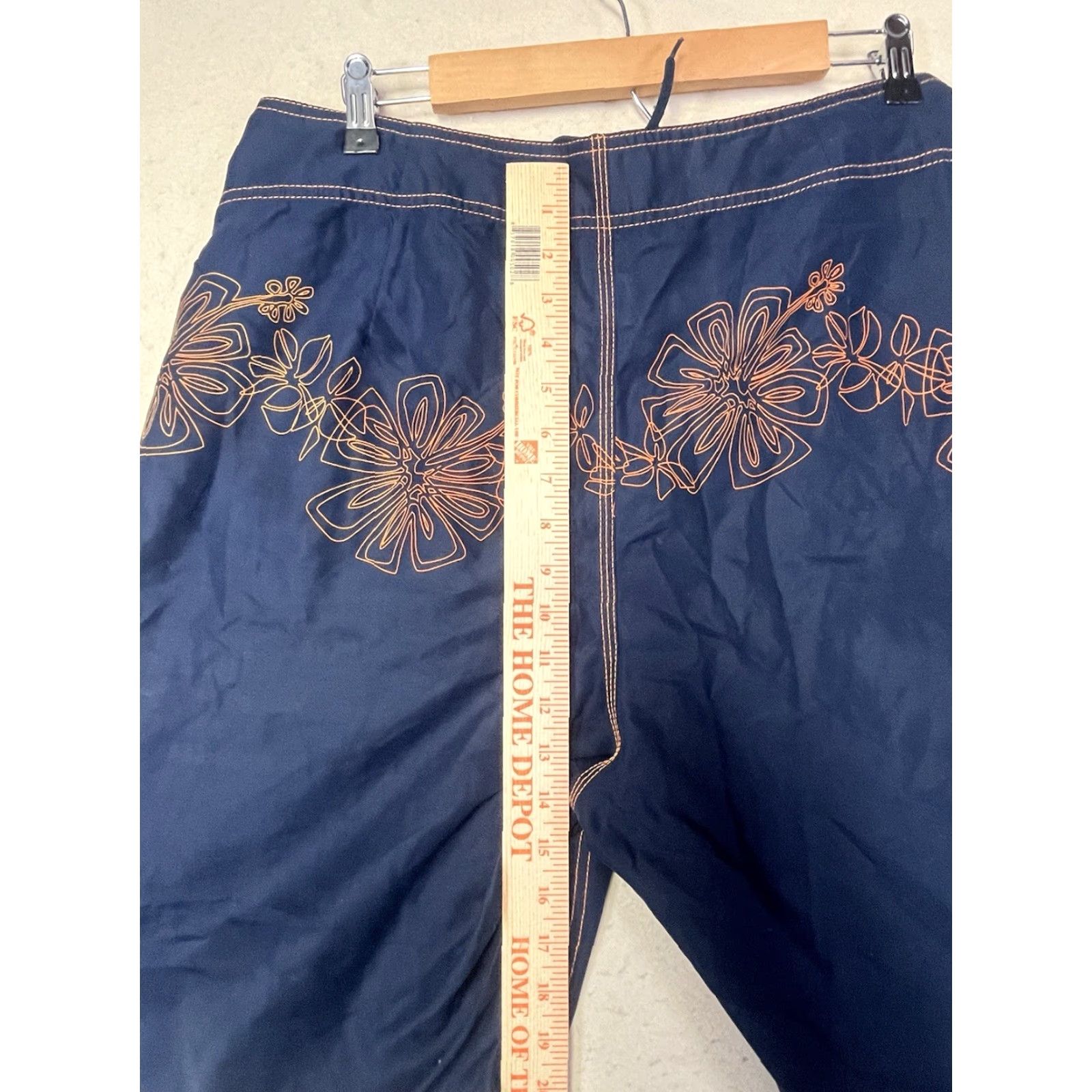 Mossimo MOSSIMO BOARD SHORTS MEN'S SIZE 36 HAWAIIAN TROPICAL PATTERN FLORAL MULTICOLOR POLYESTER SWIM TRUNKS WITH DRAWSTRING POCKETS Size US 36 / EU 52 - 4 Thumbnail