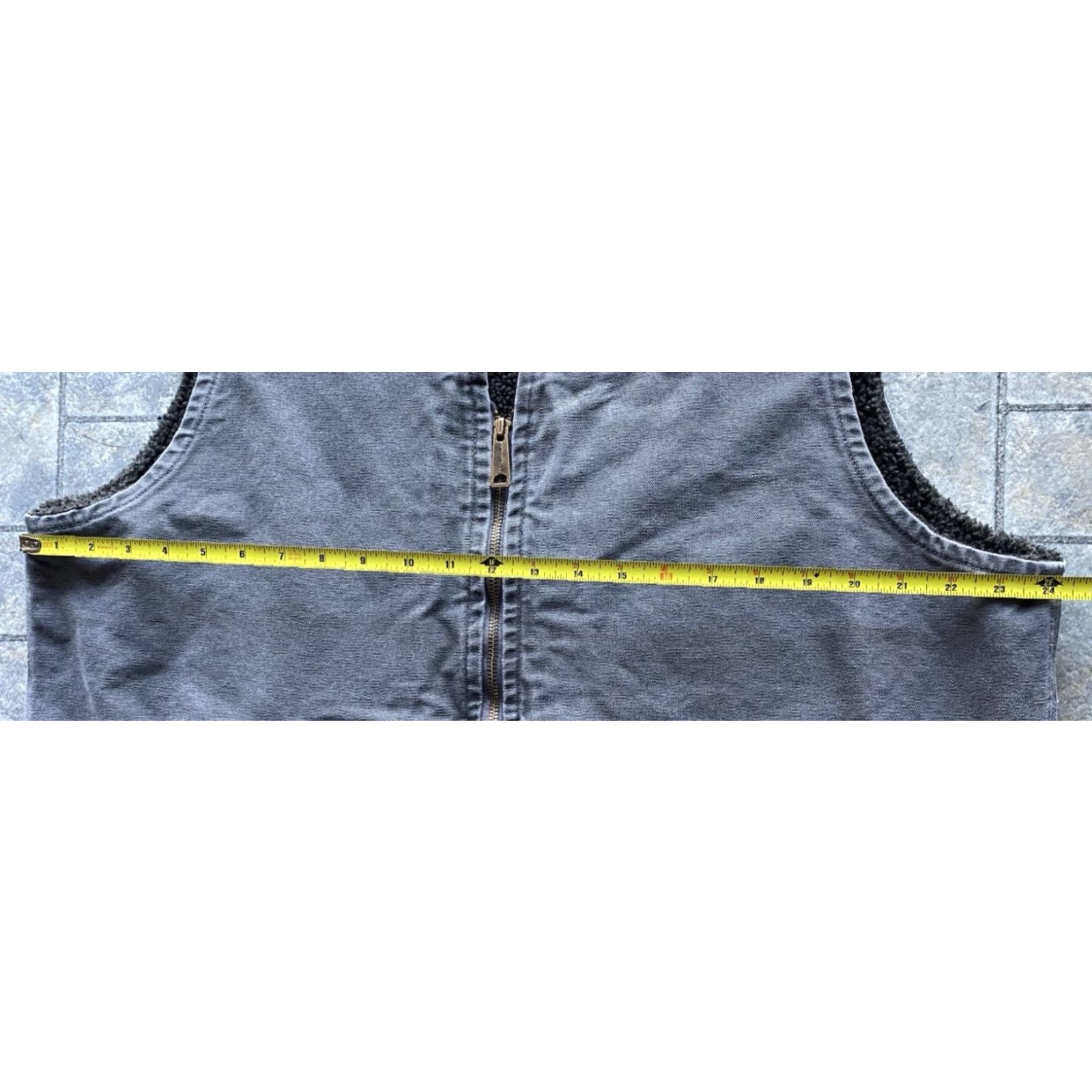 Carhartt VINTAGE Carhartt V26 GVL Vest Men XL Tall Gray Sherpa Lined Embroidery Big & Tall Embroidered Cotton Vest Size US XL / EU 56 / 4 - 7 Thumbnail