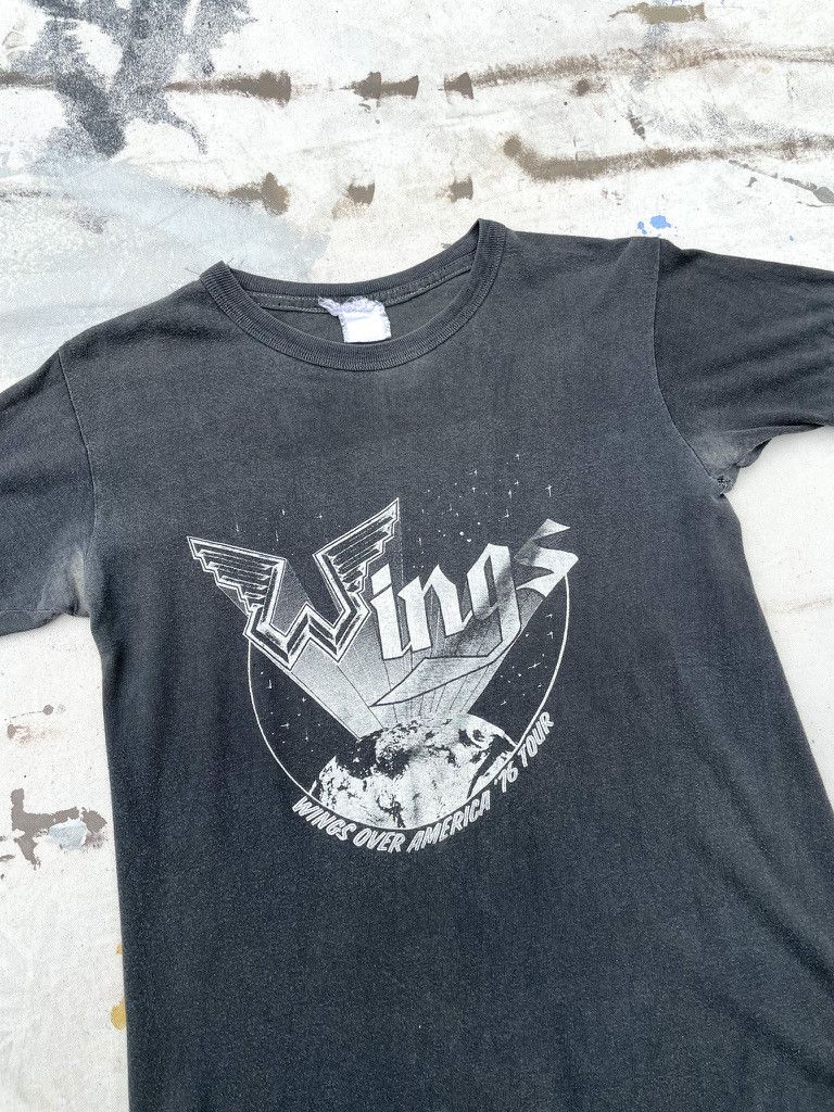 Vintage Vintage Paul McCartney Wings Over America ’76 Tee 1970s Size US S / EU 44-46 / 1 - 2 Thumbnail