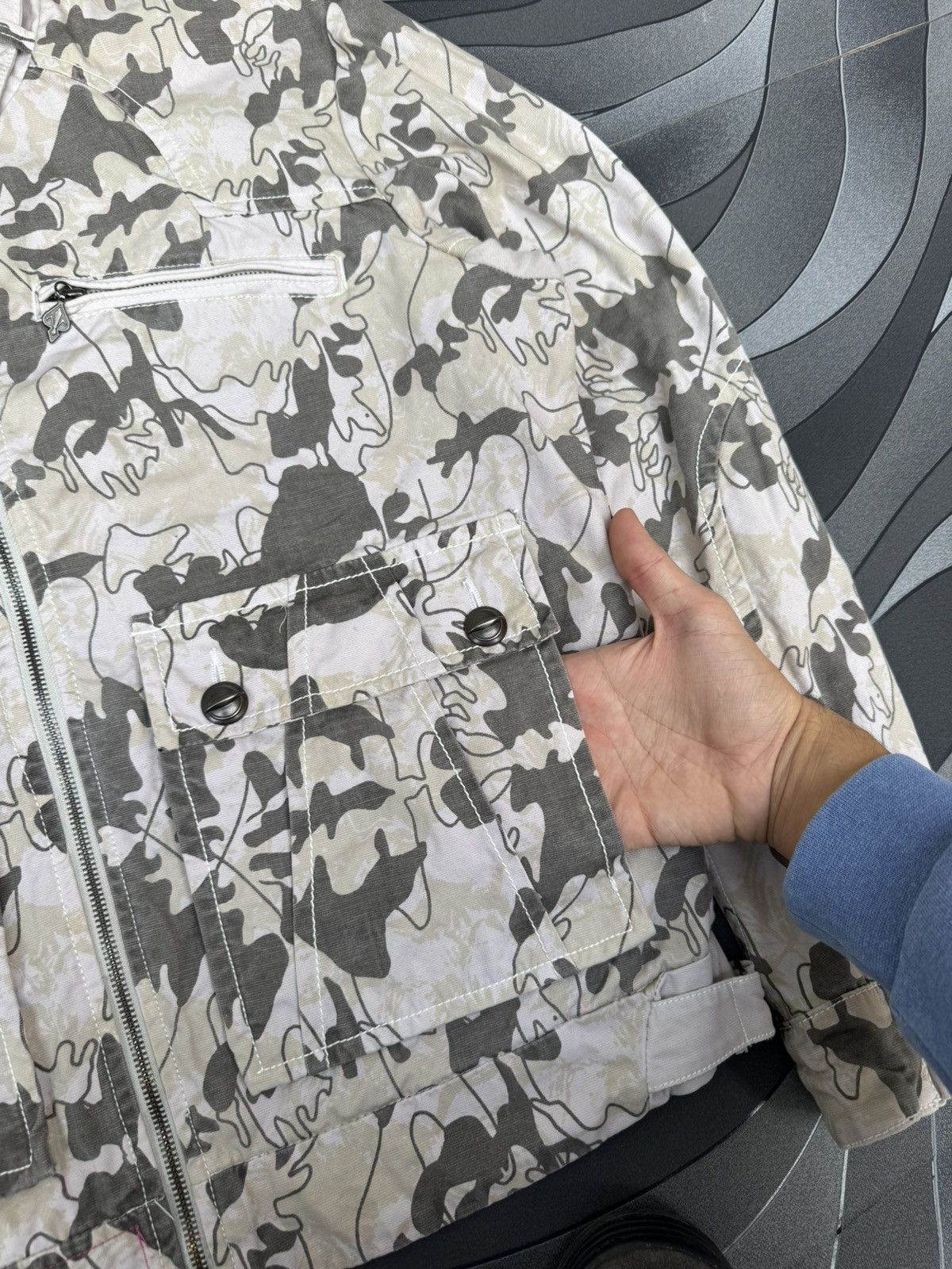 Vintage VINTAGE L.G.B AVANT GARDE CAMO INVISIBLE JACKET Size US L / EU 52-54 / 3 - 7 Thumbnail