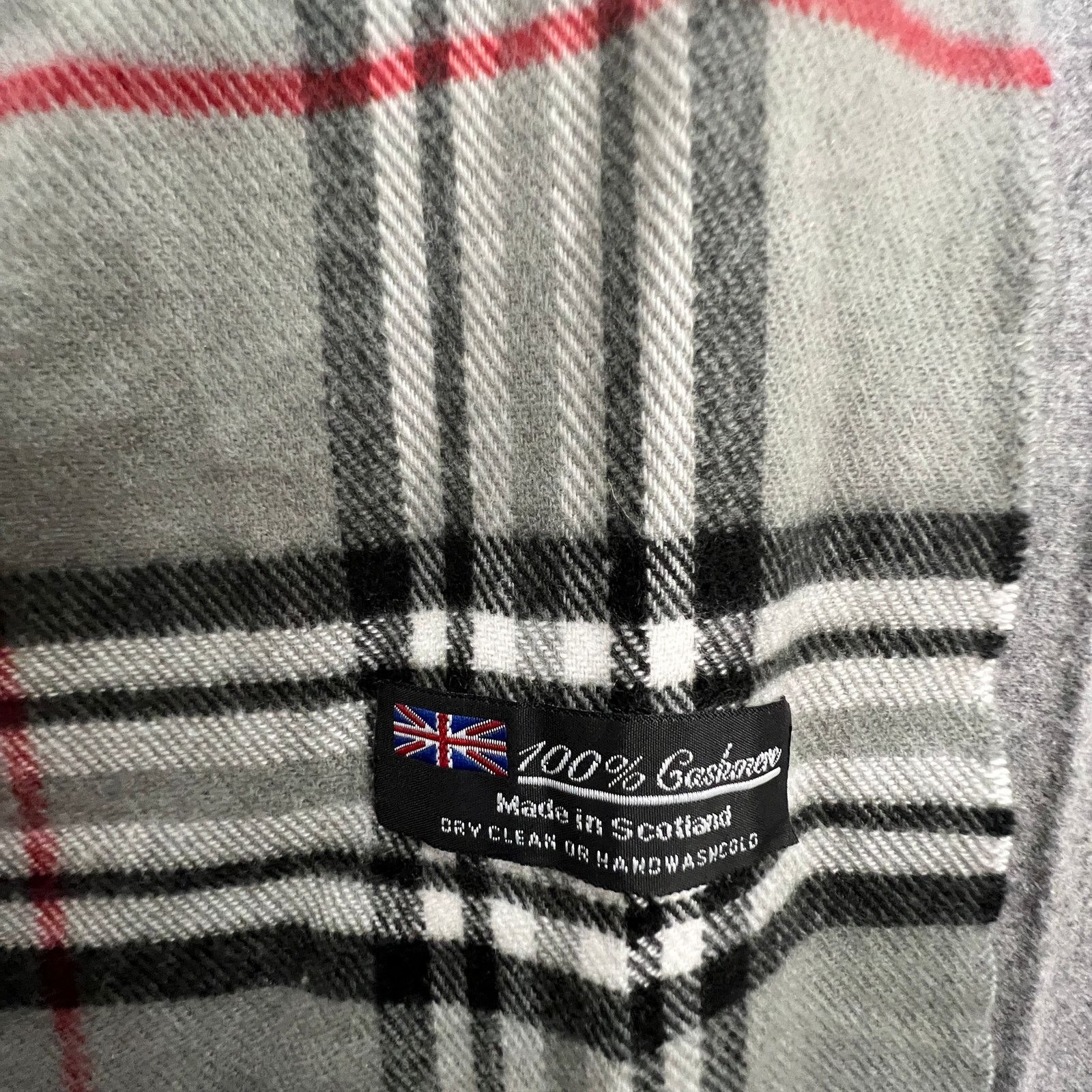 Other 100% Cashmere Gray Checked Scarf made in Scotland Size ONE SIZE - 3 Thumbnail