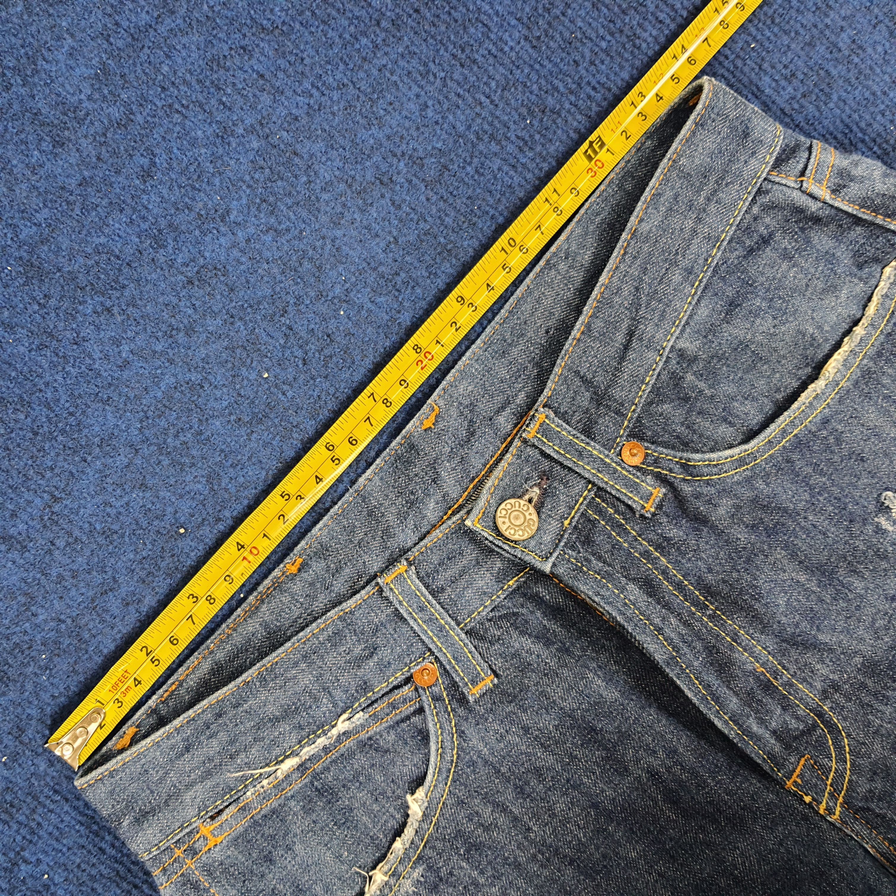 Gucci Vintage GUCCI Italian Brand Distressed Short Jeans Size US 27 - 11 Thumbnail