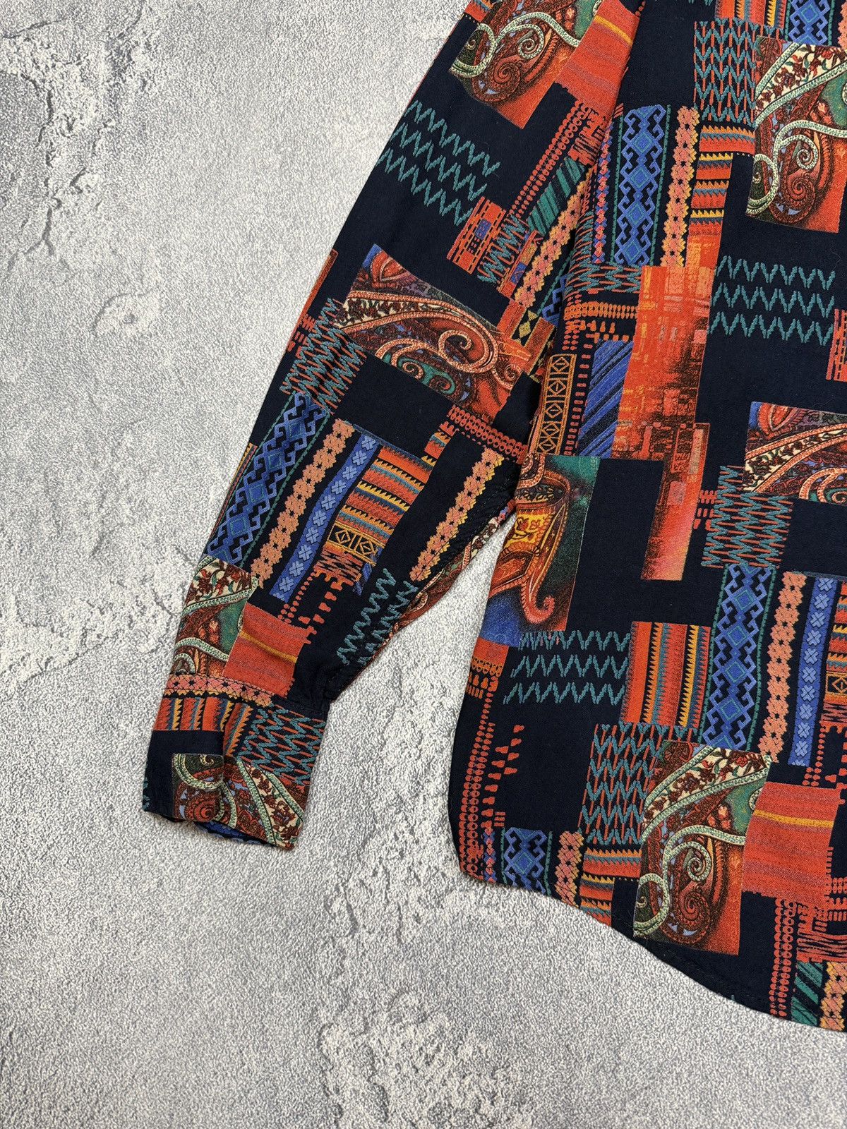 Dolce & Gabbana Dolce & Gabbana Royal Print Multicolor Shirt Size US M / EU 48-50 / 2 - 2 Thumbnail