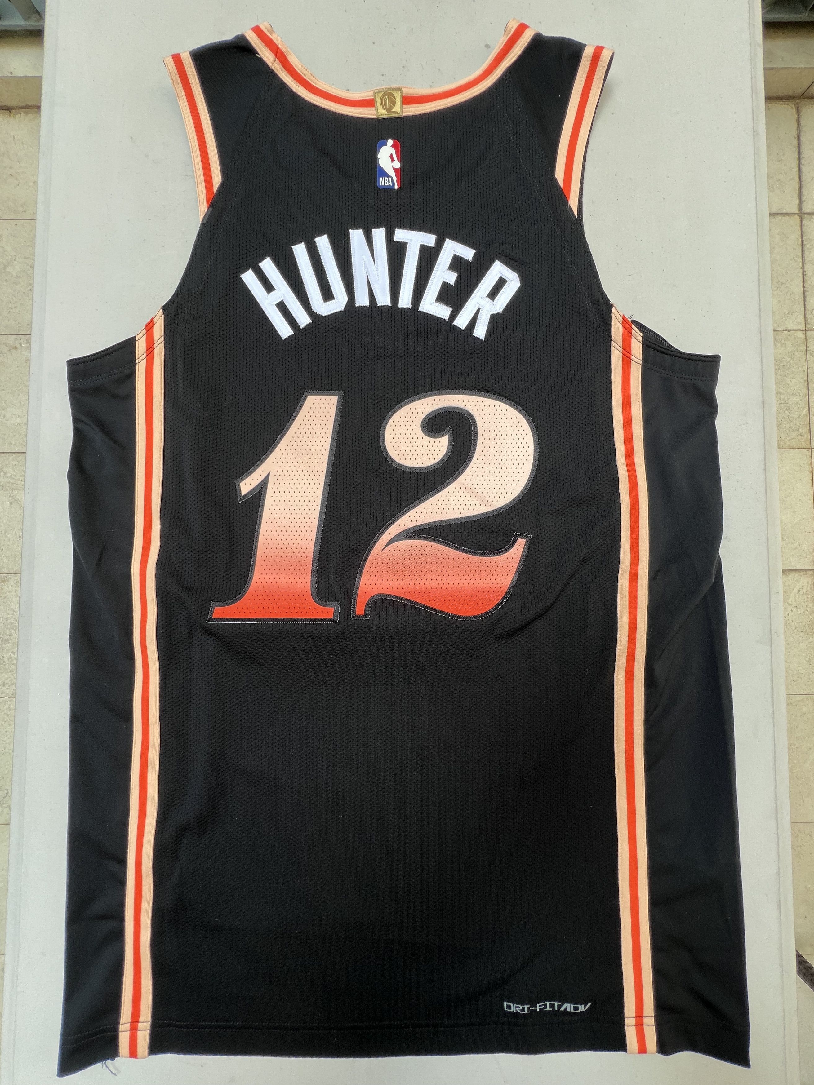NBA × Nike De'Andre Hunter Atlanta Hawks Nike NBA City Authentic Jersey Size US M / EU 48-50 / 2 - 2 Thumbnail