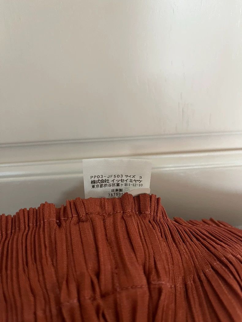 Other Issey Miyake Red pleated pants Size 42" / US 20 - 5 Thumbnail