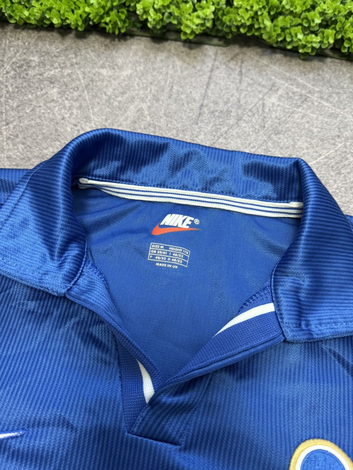 Nike 1997 Nike Vintage Italy Oversize Soccer Jersey Polo Y2K Size US M / EU 48-50 / 2 - 2 Thumbnail