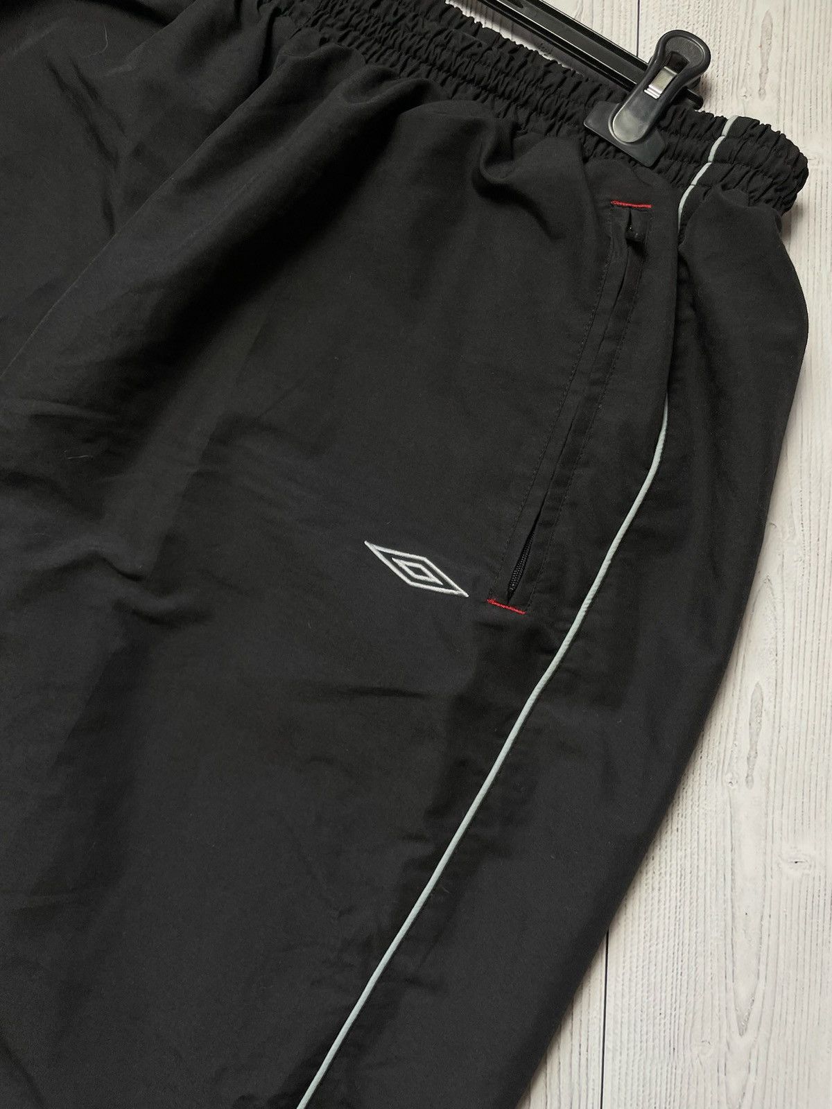 Umbro × Vintage Vintage Umbro pants streetwear Y2K logo pants Size US 38 / EU 54 - 3 Thumbnail