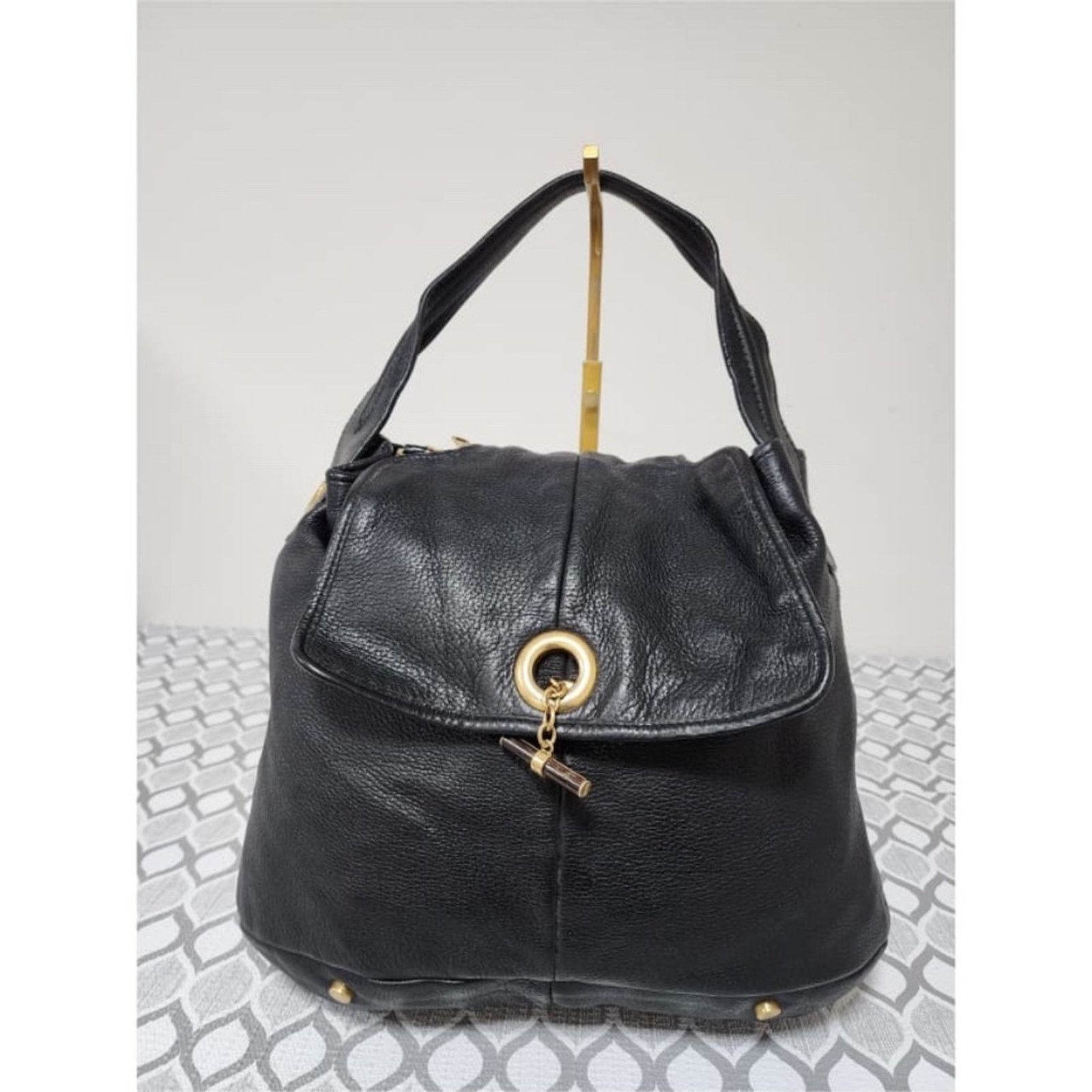 Yves Saint Laurent Yves Saint Laurent Vintage Capri Grain Leather Hobo Bag Blck Size ONE SIZE - 5 Thumbnail
