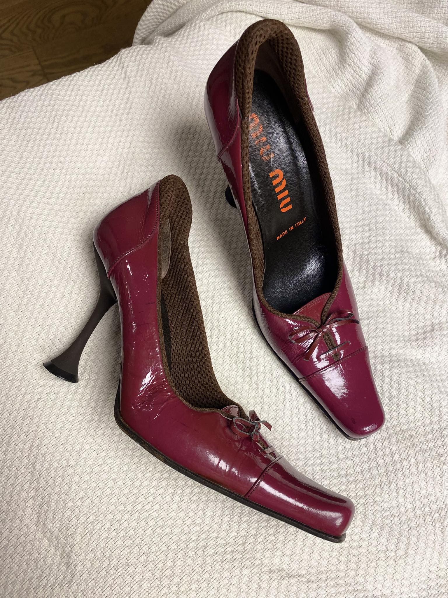 miu miu velvet heels