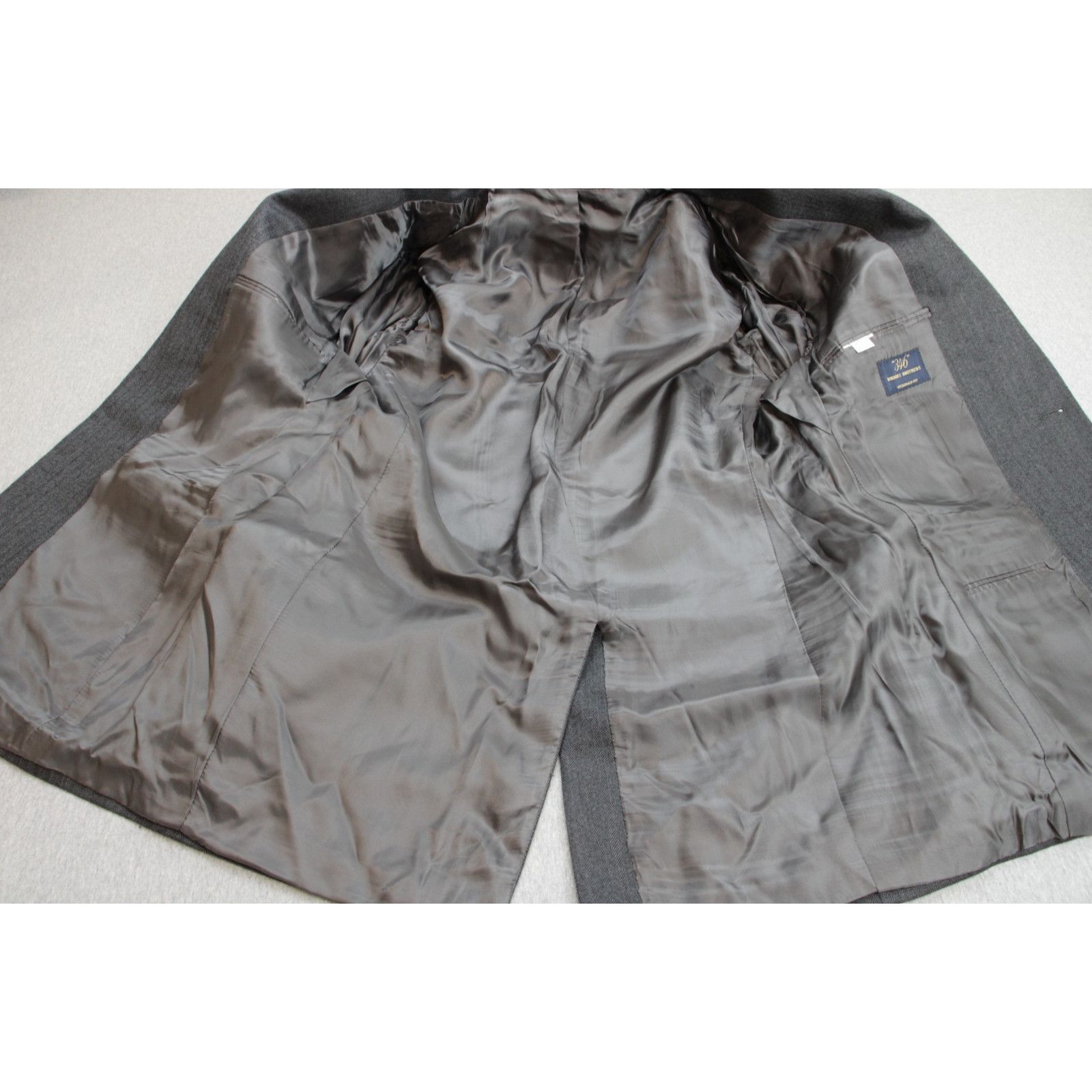 Brooks Brothers Brooks Brothers 346 Blazer Mens 42L Gray Herringbone Wool Size 42L - 4 Thumbnail