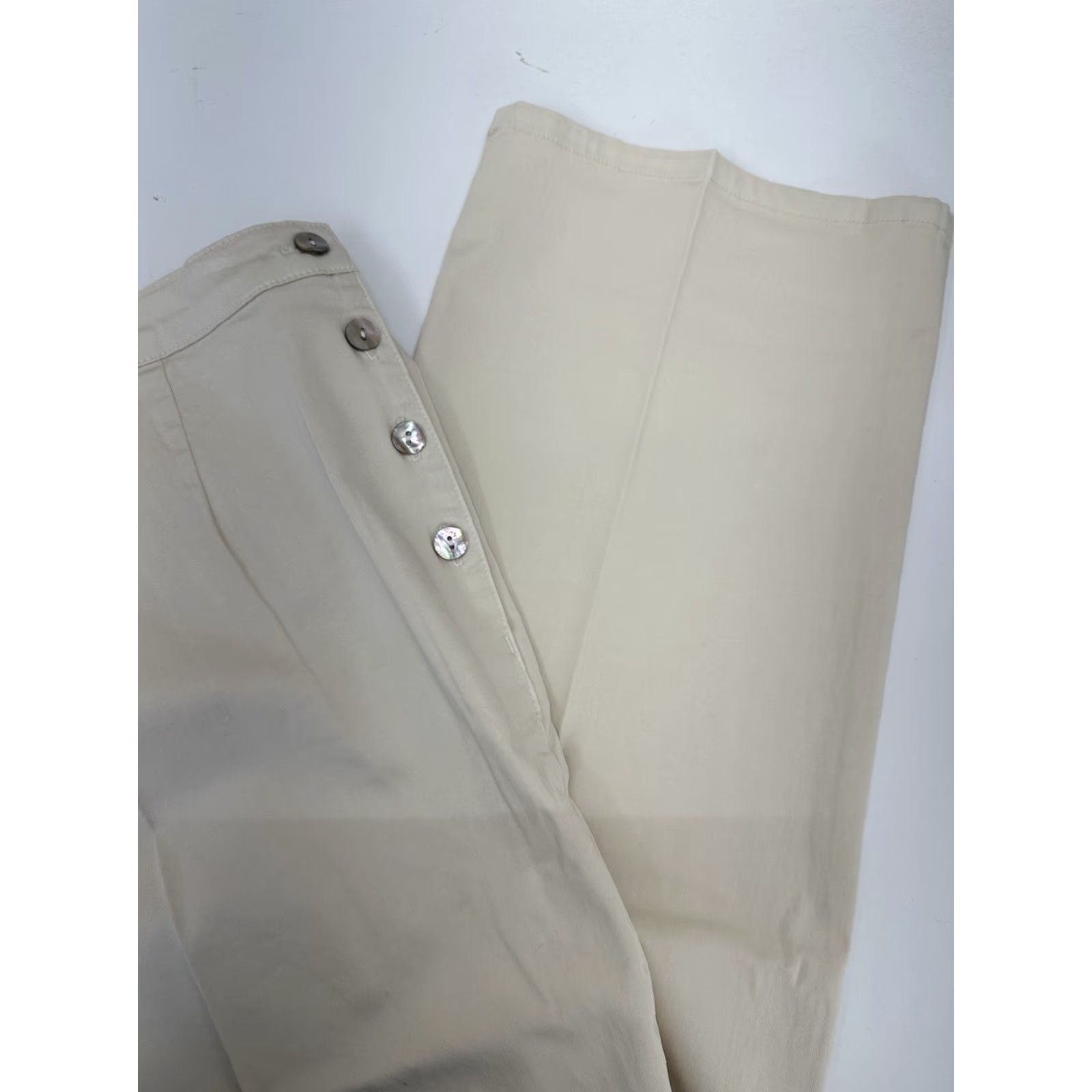 Orvis Orvis Womens Pants Size 16 Stone Side-Button Vineyard Pants USA Made Size 38" / US 16 / IT 52 - 2 Thumbnail