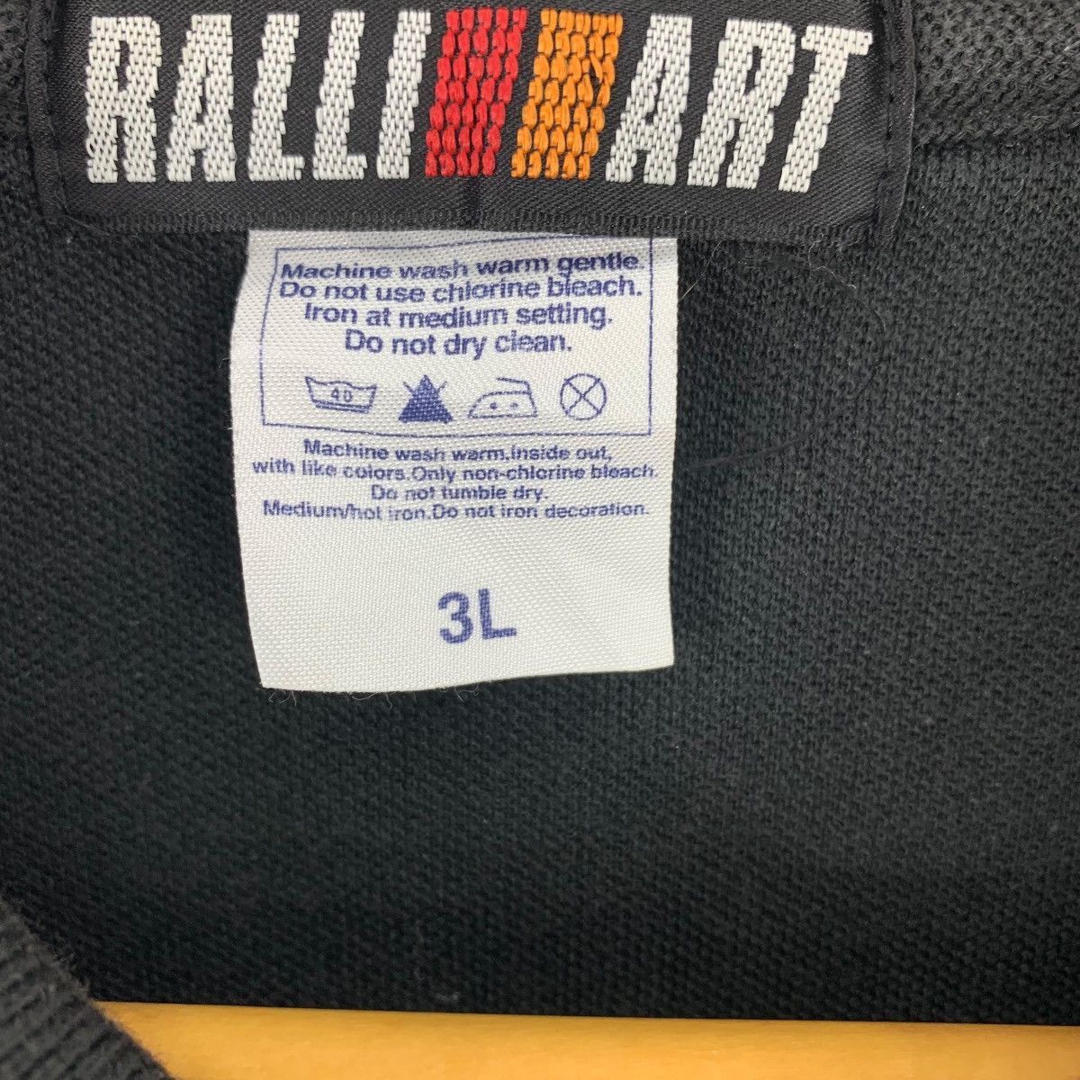 Japanese Brand MITSUBISHI Motor Rally Art pocket polo tee Size US XXL / EU 58 / 5 - 9 Thumbnail