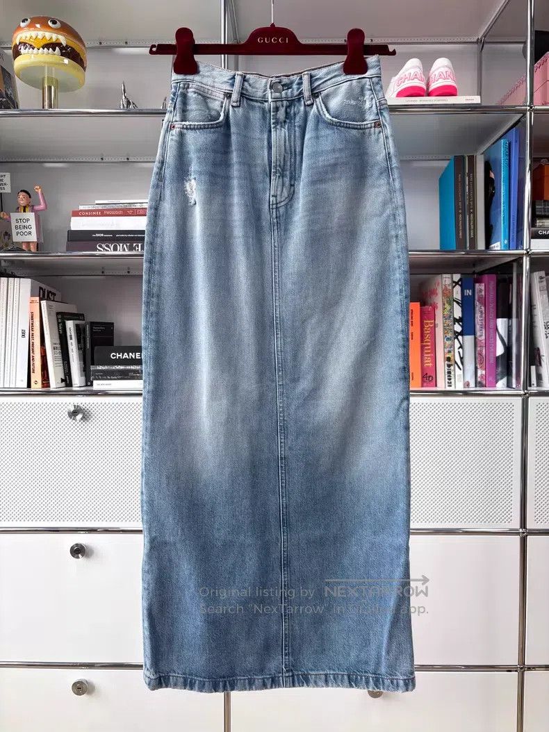 Acne Studios Acne Studios Wash blue leather label ripped denim half-ski Size 42" / US 20 - 2 Thumbnail