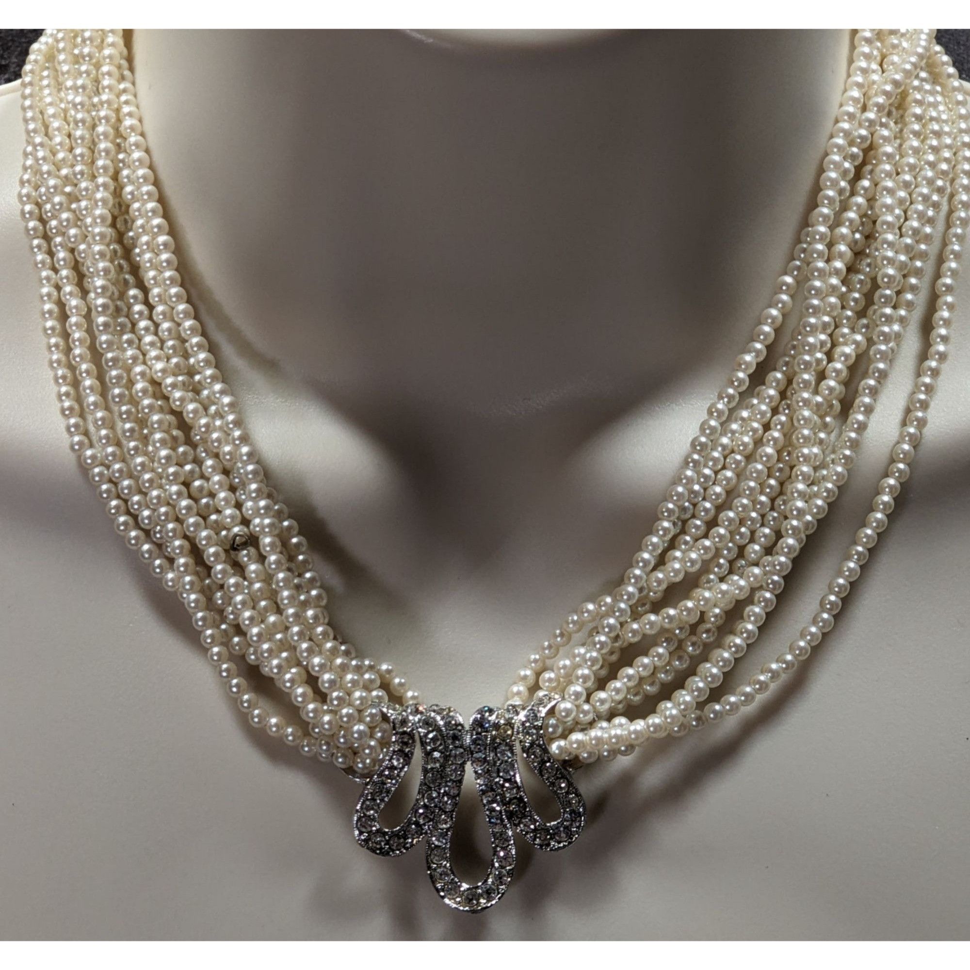 Other Vintage Glam Faux Seed Pearl Necklace With Silver Tone Rhine Size ONE SIZE - 6 Thumbnail