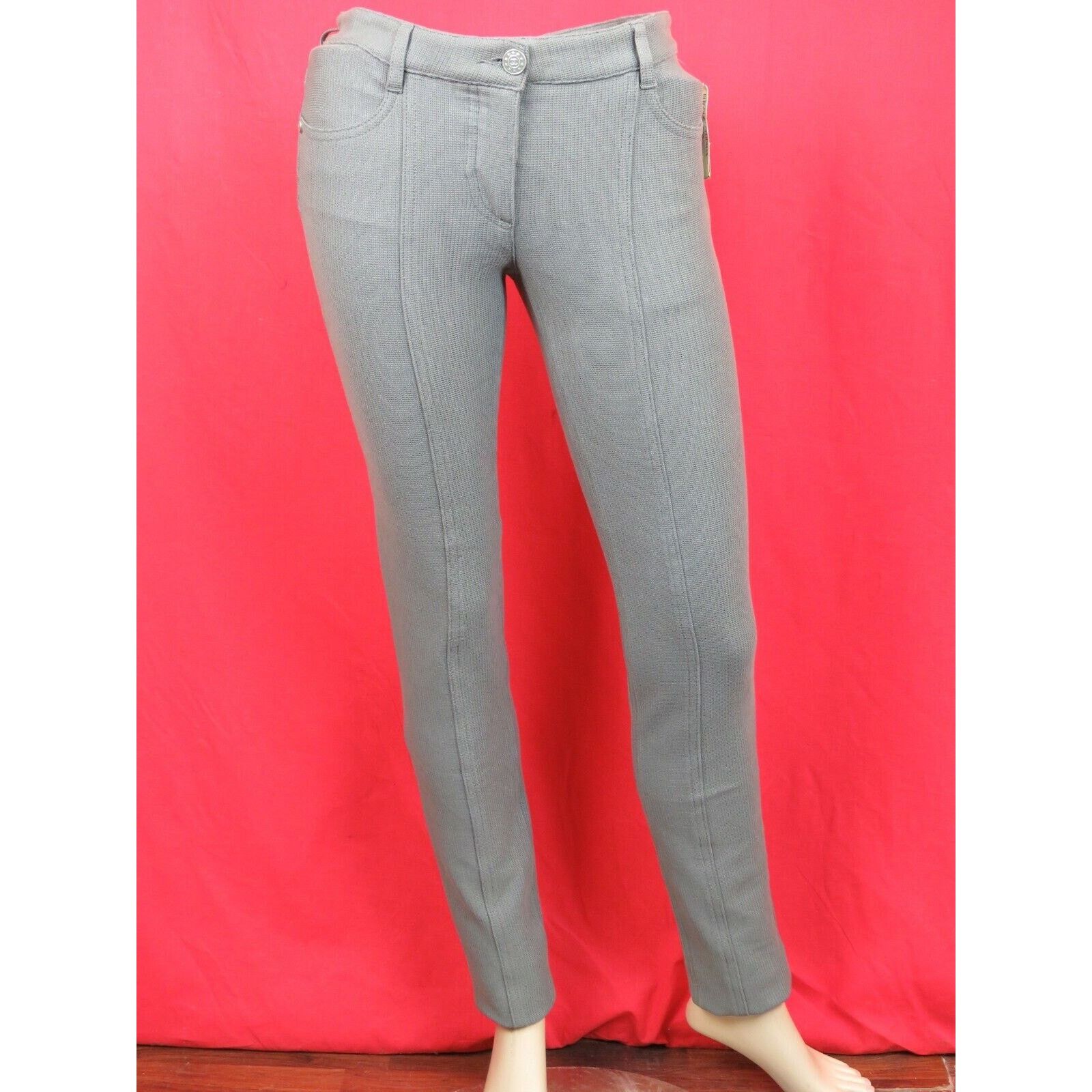 Chanel CHANEL P45450 GRAY KNIT COTTON BUTTONS LOGO JEANS PANTS 34 F Size 26" / US 2 / IT 38 - 1 Thumbnail