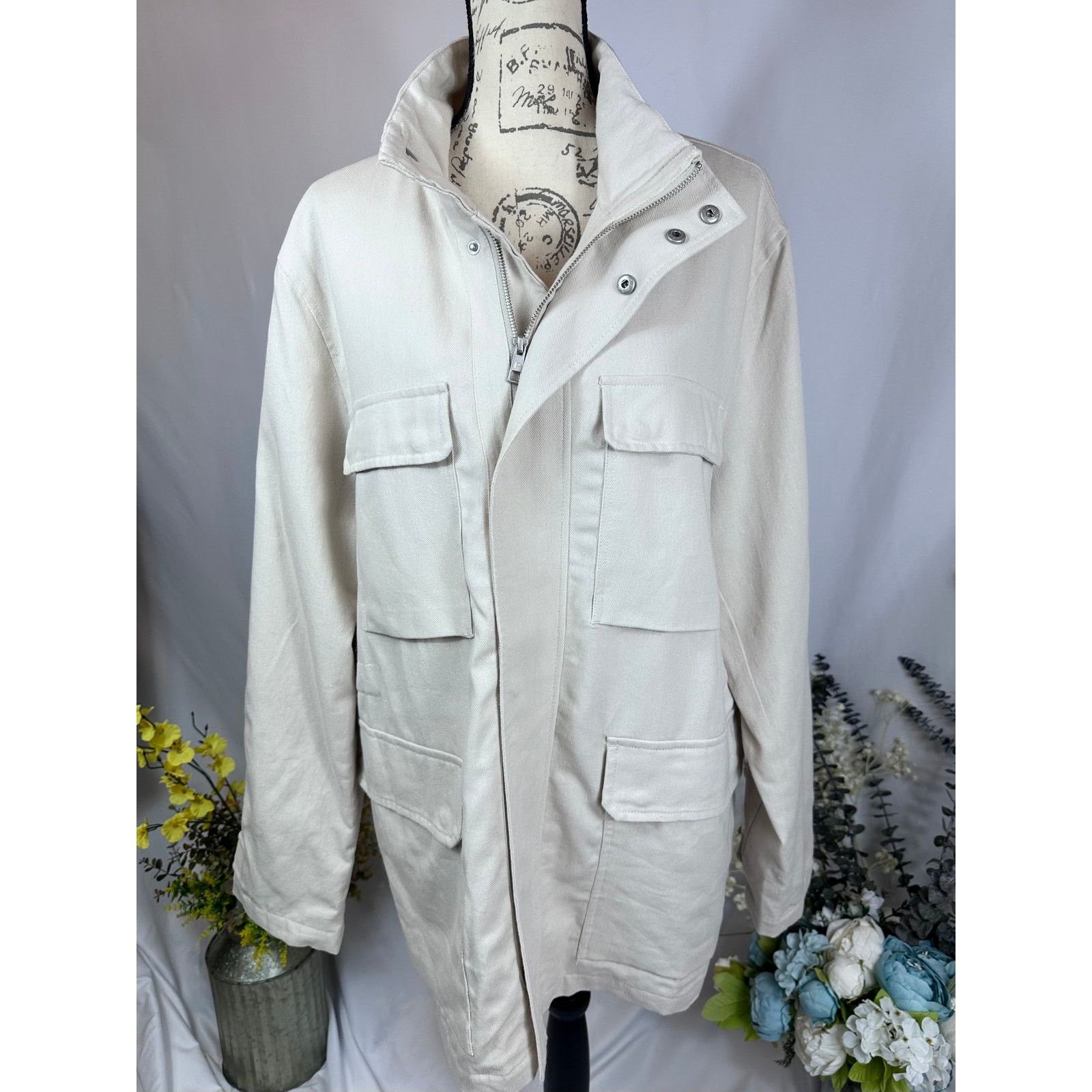 PIOMBO MP Piombo Safari 4 Flap Pocket Jacket Concealed zip size S Size US S / EU 44-46 / 1 - 5 Thumbnail