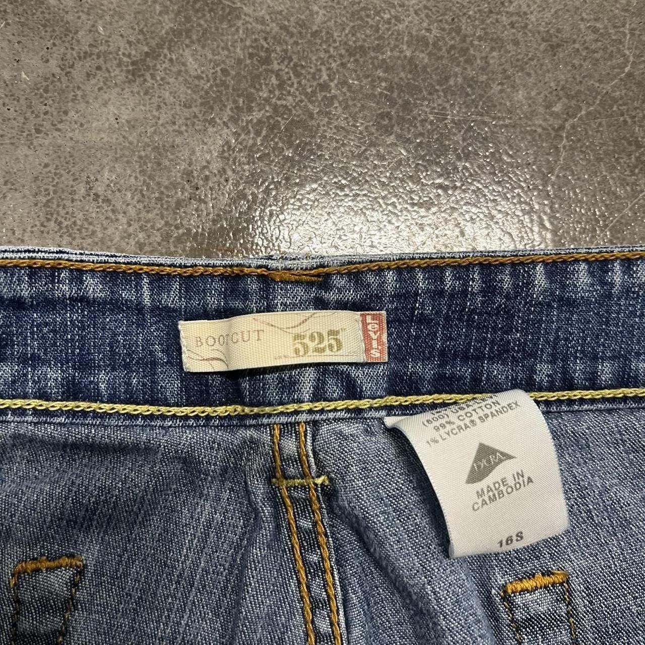 Levi's Crazy Vintage Y2K/2000s Baggy Levis Bootcut Medium Wash Skater Denim jeans! Size US 36 / EU 52 - 8 Thumbnail