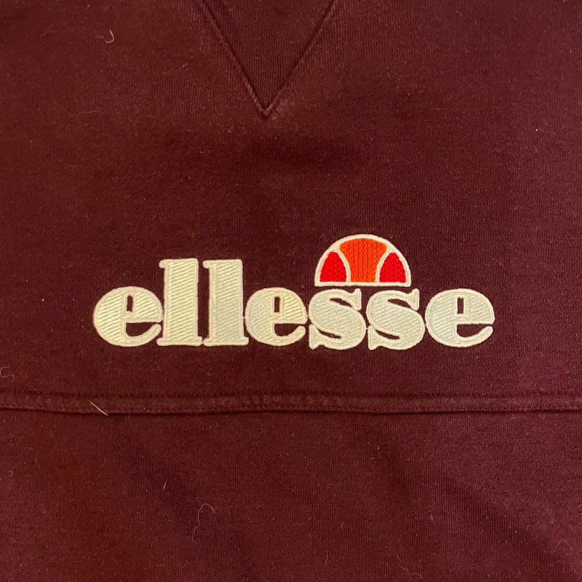 Ellesse Burgundy Ellesse sweatshirt with embroidered logo Size US L / EU 52-54 / 3 - 6 Thumbnail