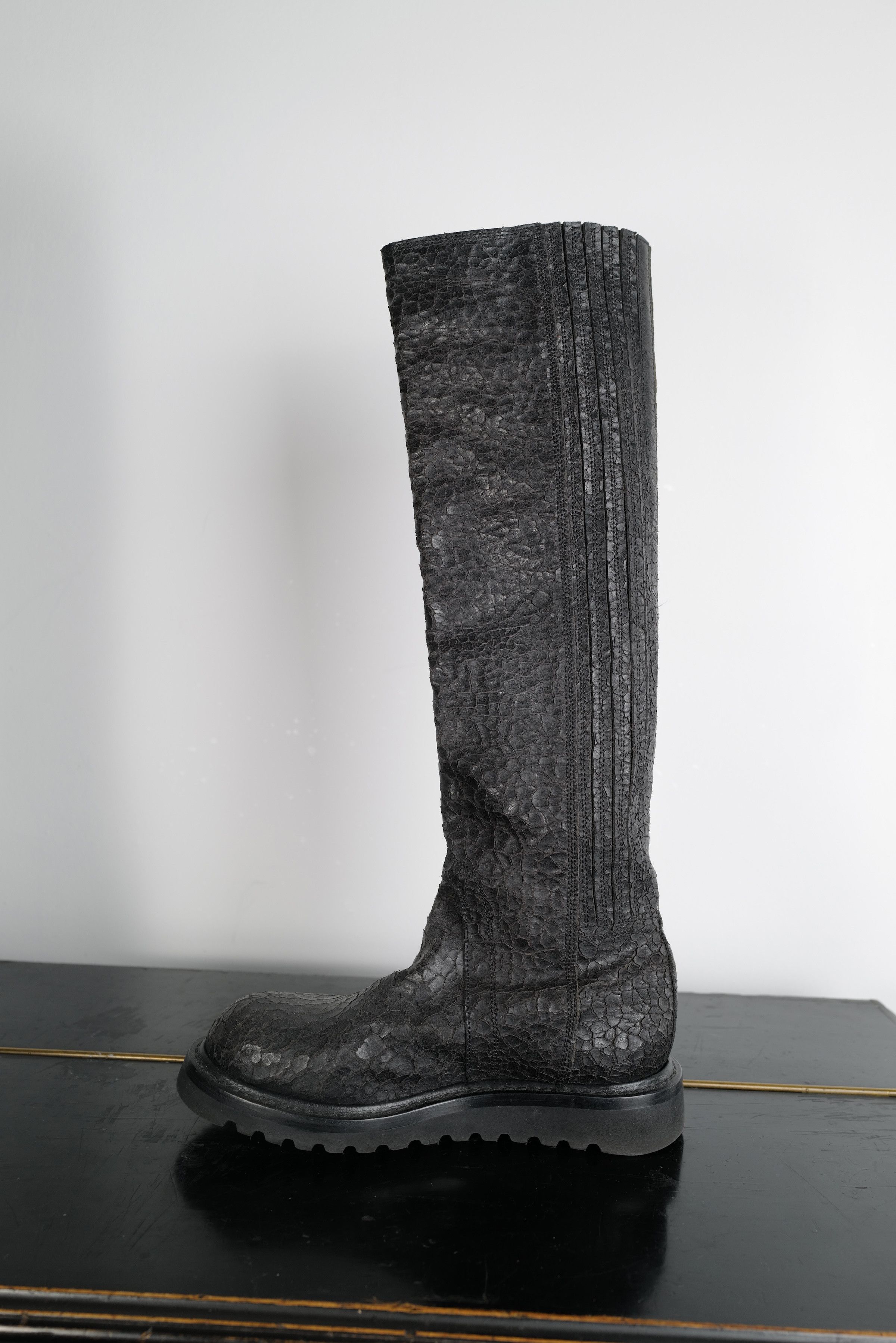 Rick Owens Rick Owens Cracked Leather Knee Boots Size US 7 / IT 37 - 12 Thumbnail