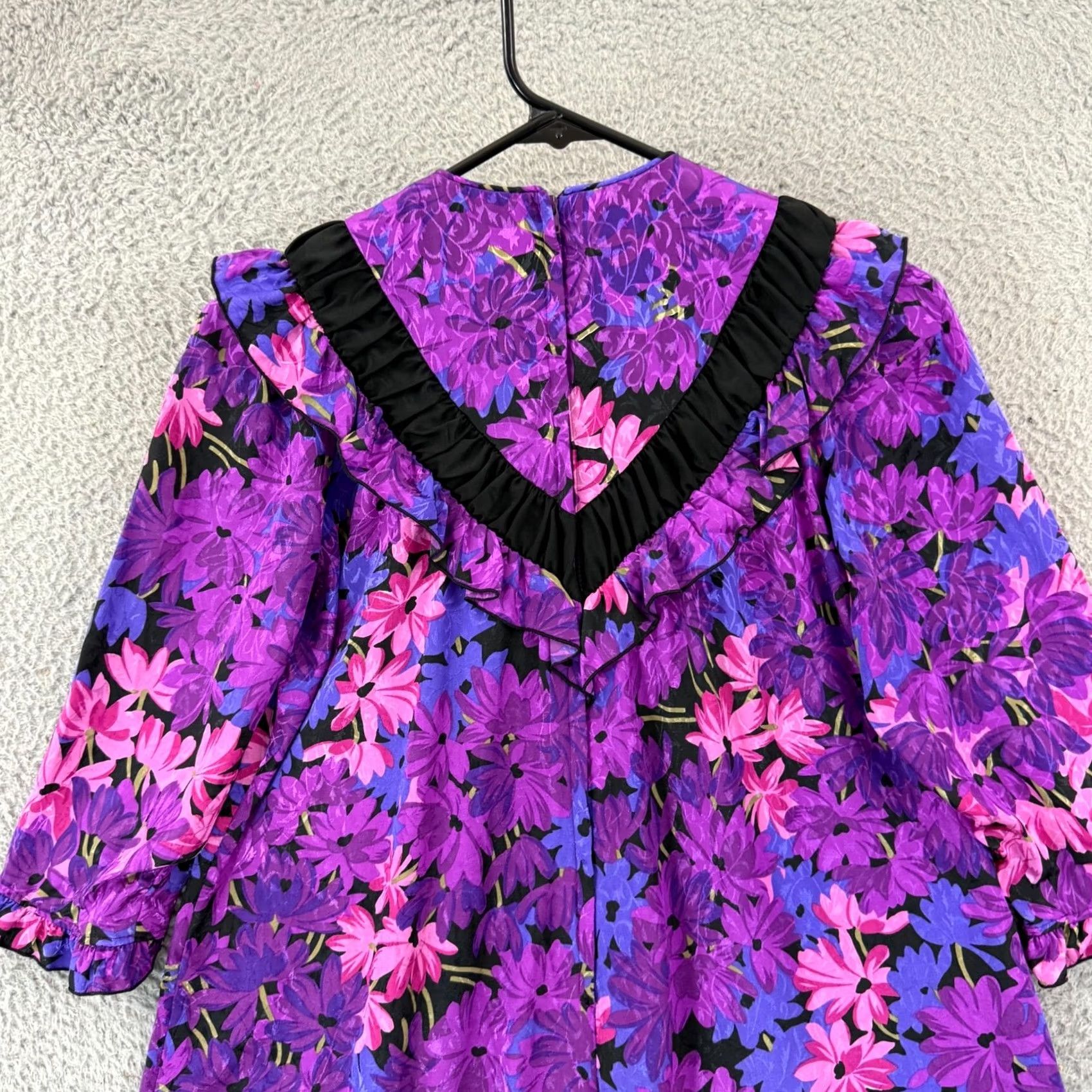Vintage VINTAGE Liberty House Dress Womens 8 Maxi Purple Floral Ruffles Knit 50 Inch Puff Sleeve Zipper Casual 80s Flower Adult Womens Size M / US 6-8 / IT 42-44 - 6 Thumbnail